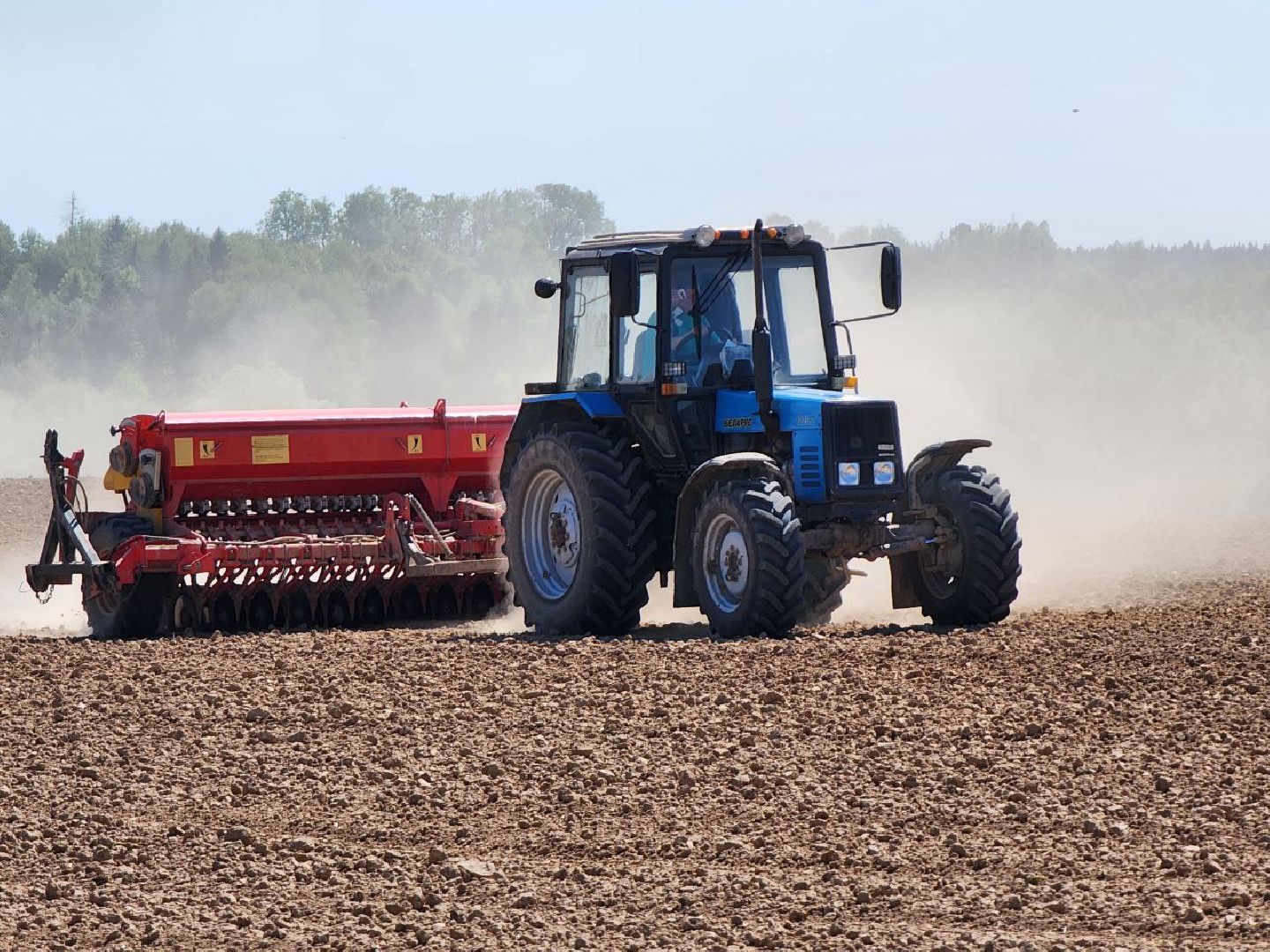 можайск, можайский городской округ, подмосковье, колхоз, колхоз уваровский, сельское хозяйство, посевная кампания, поля, зерновые культуры,
