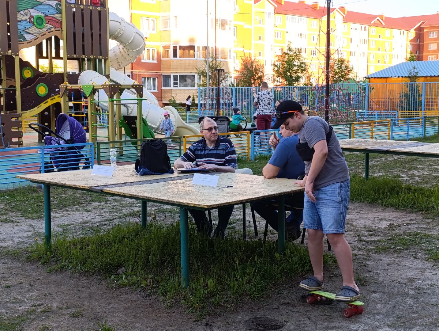 Бронницы, Выездная администрация, Футбольная площадка, Обращение жителей,