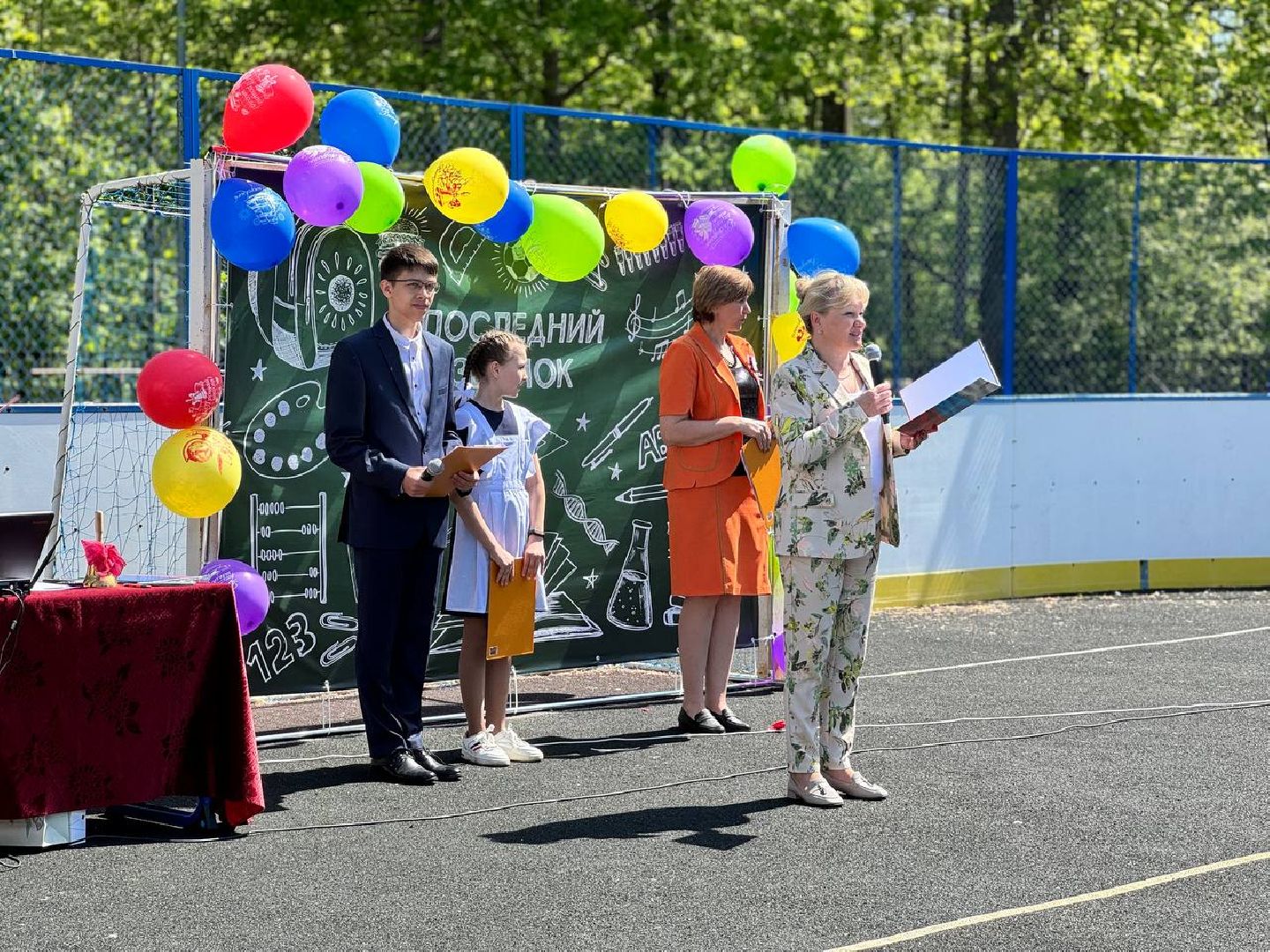 последний звонок, выпускники, школа,