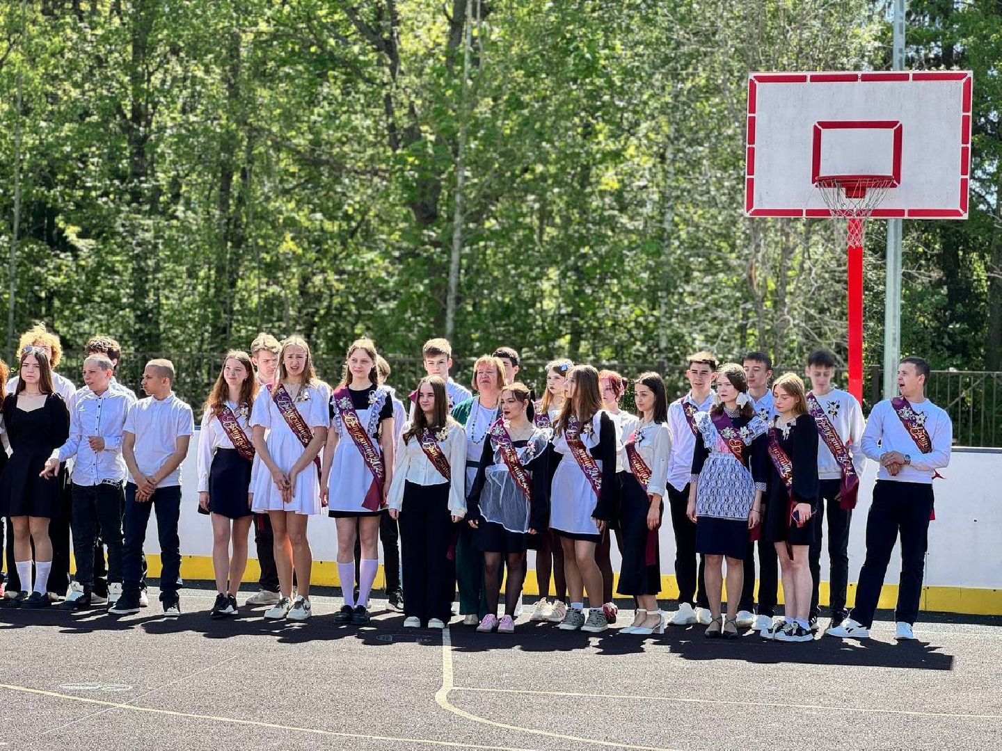 последний звонок, выпускники, школа,