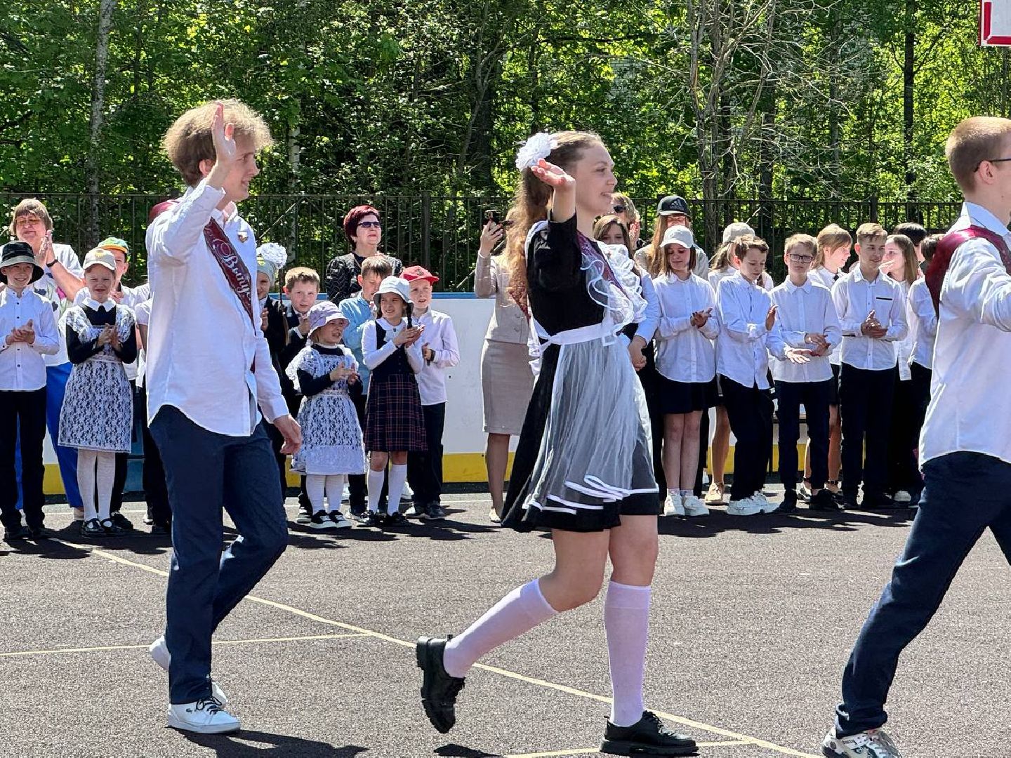 последний звонок, выпускники, школа,