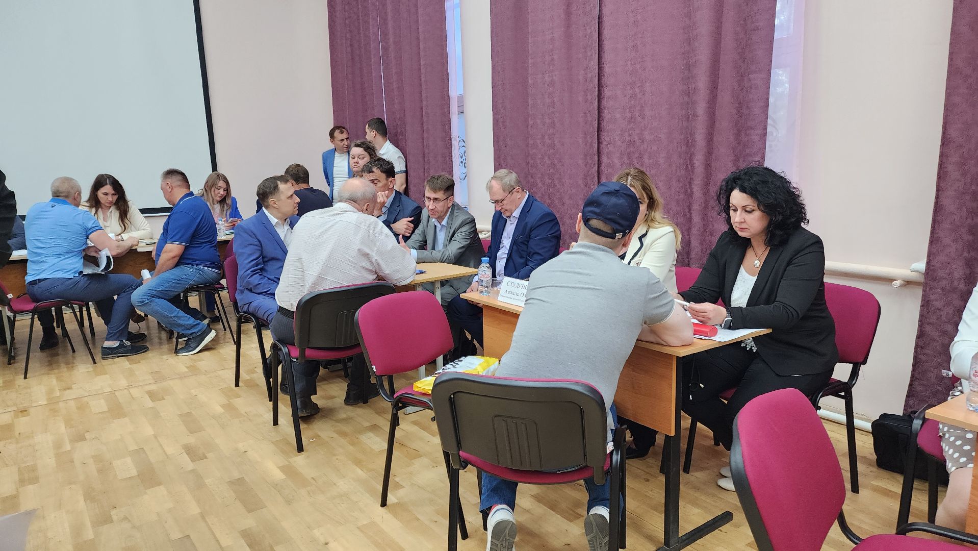 Подольск, выездная администрация, Тротуар, Жители,