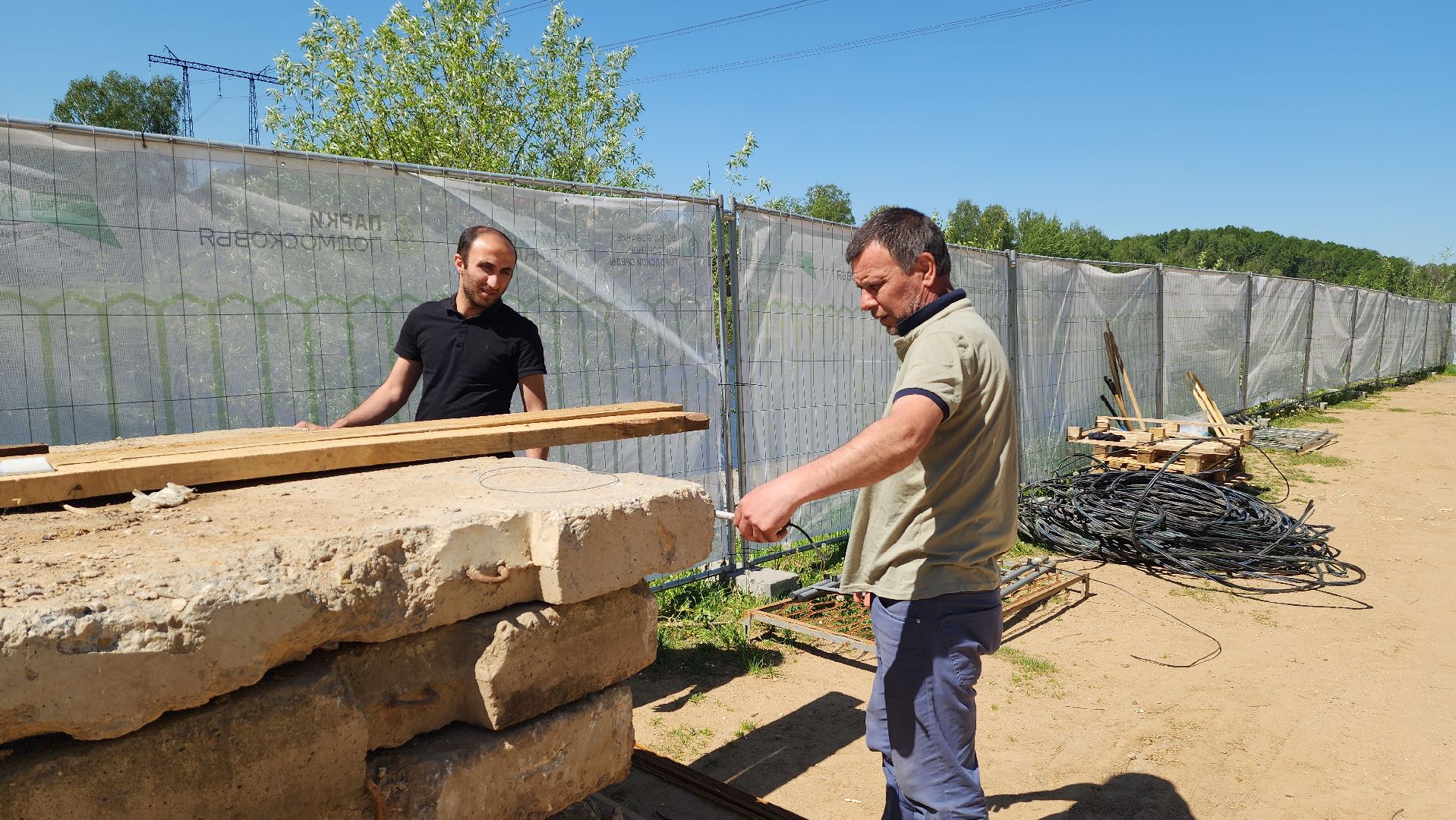 красногорск, новая плотина, строительство, пляжный сезон,