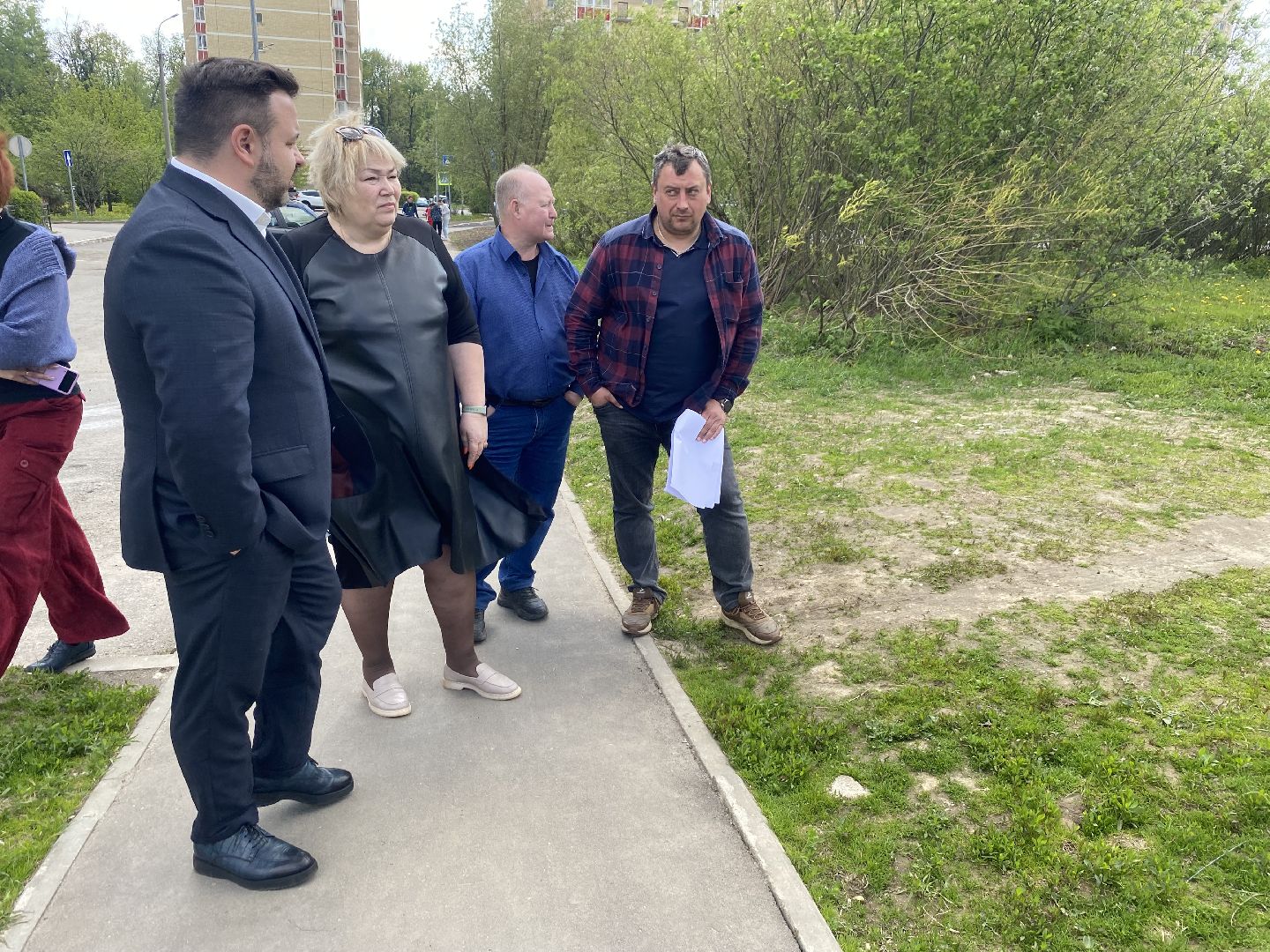 благоустройство дворов, Власиха благоустройство, власиха микрорайон школьный, власиха микрорайон тополек, благоустройство во власихе, МБУ ЖКХ и благоустройство,