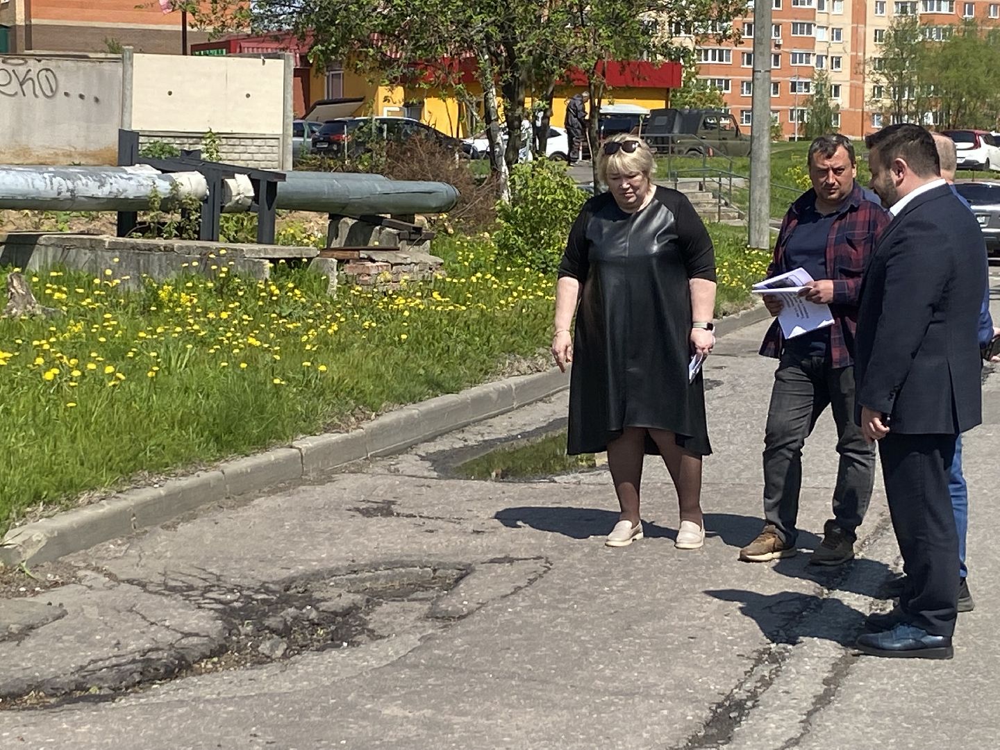 благоустройство дворов, Власиха благоустройство, власиха микрорайон школьный, власиха микрорайон тополек, благоустройство во власихе, МБУ ЖКХ и благоустройство,