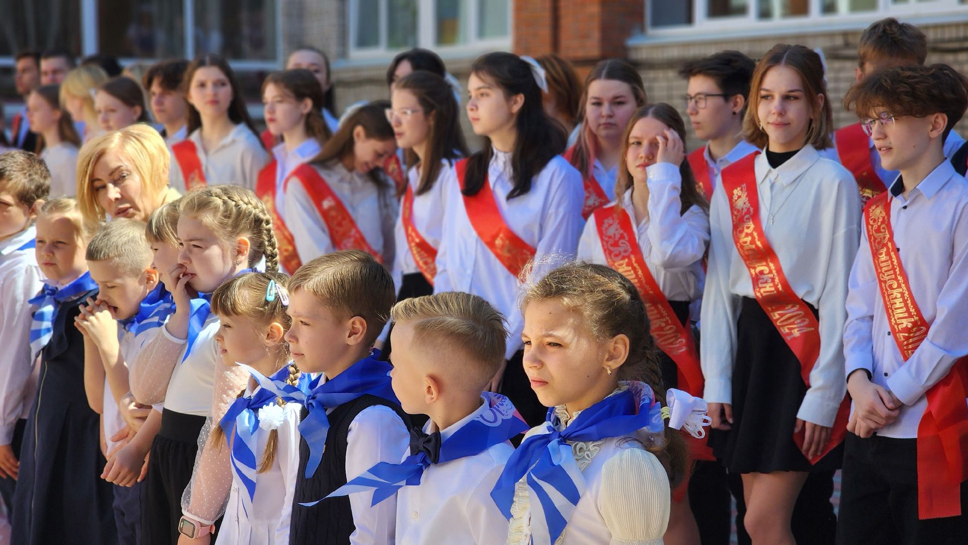 последние звонки, школа, протвино, образование, выпускники 2024,