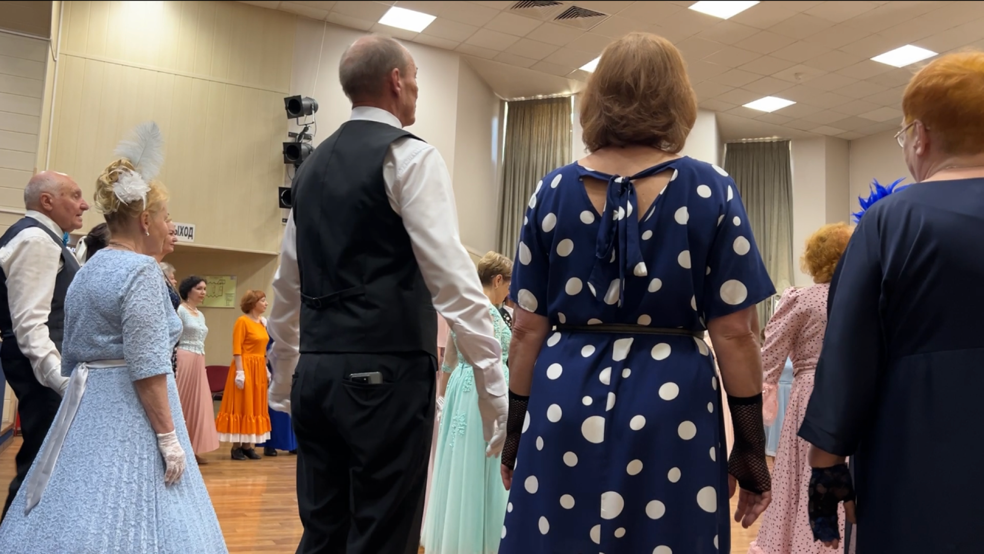 химки, культура, активное долголетие, бал,