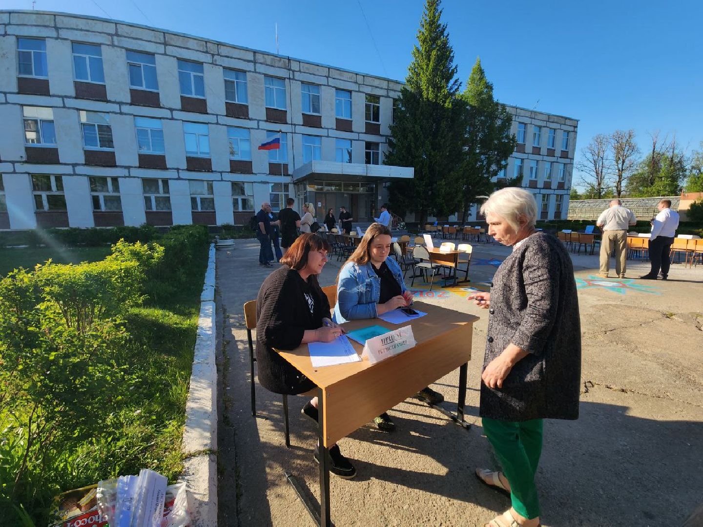 чехов, выездная администрация, чехов-8, борщевик, гербицидная обработка, жители,