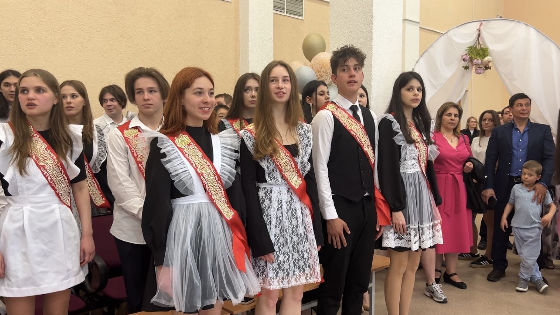 химки, образование, школа, последний звонок,