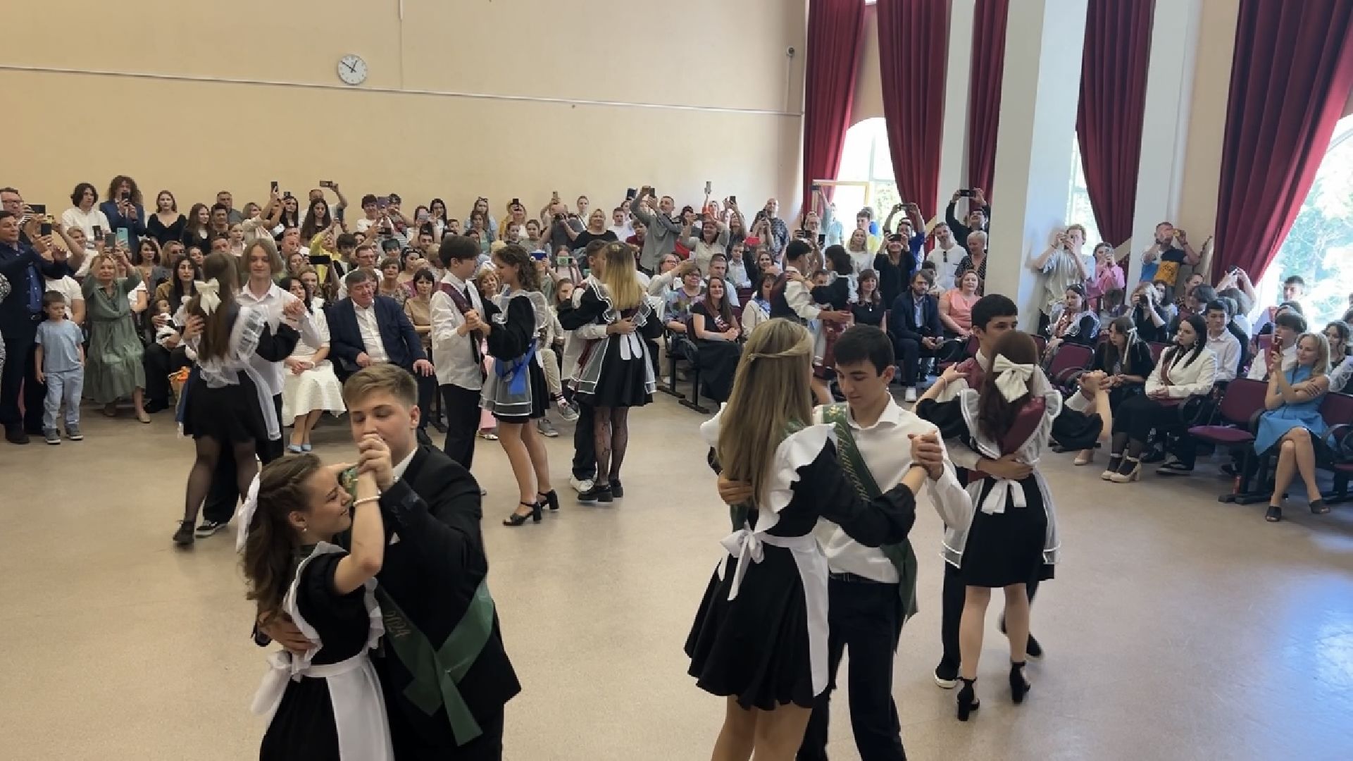 химки, образование, школа, последний звонок,