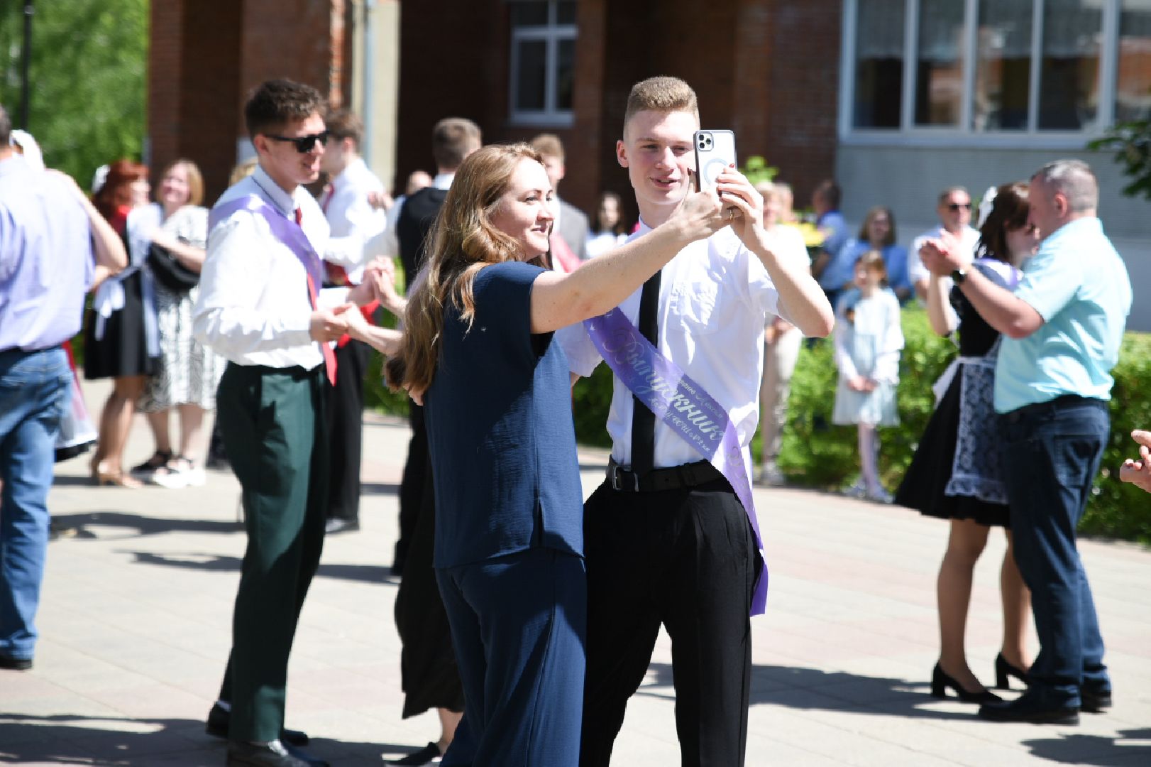 Бронницы, Школа имени Тимофеева, Последний звонок, Выпускники 2024,