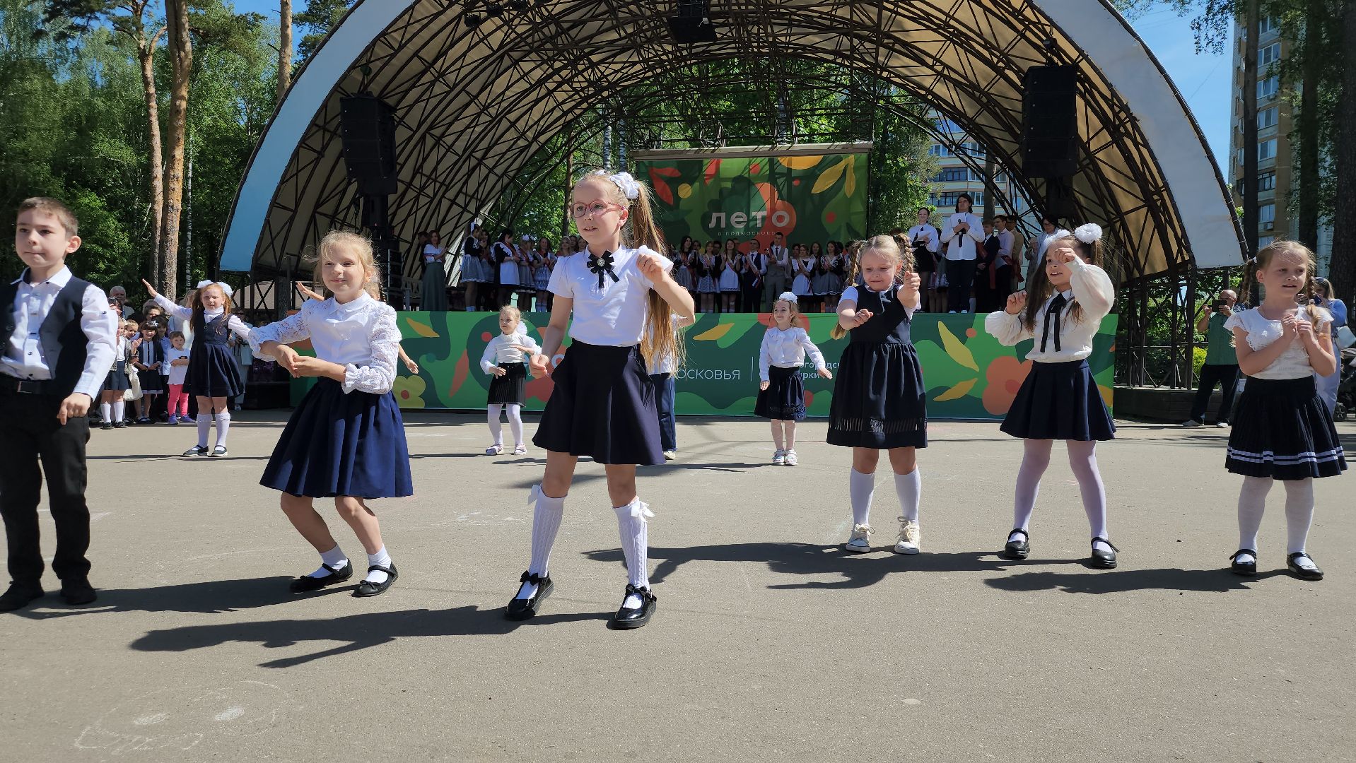 последний звонок, выпускники, школа, Ногинск, Богородский городской округ,