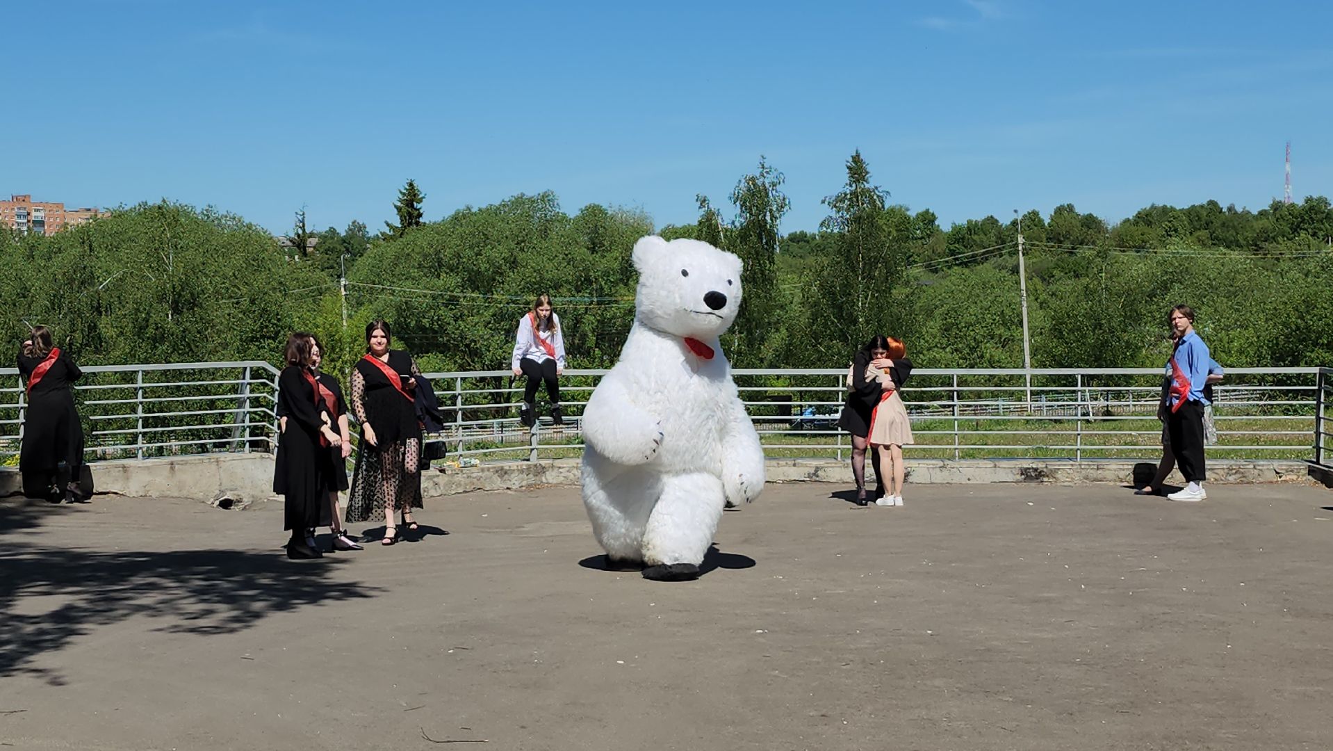 серпухов, школа 2, улица луначарского, последний звонок, выпускники 2024,