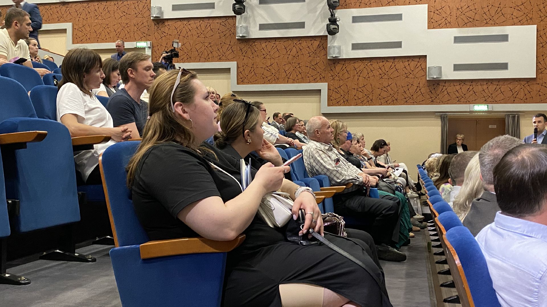 выездная администрация, станислав каторов, подъездная дорога, новый детский сад, ленинский городской округ,