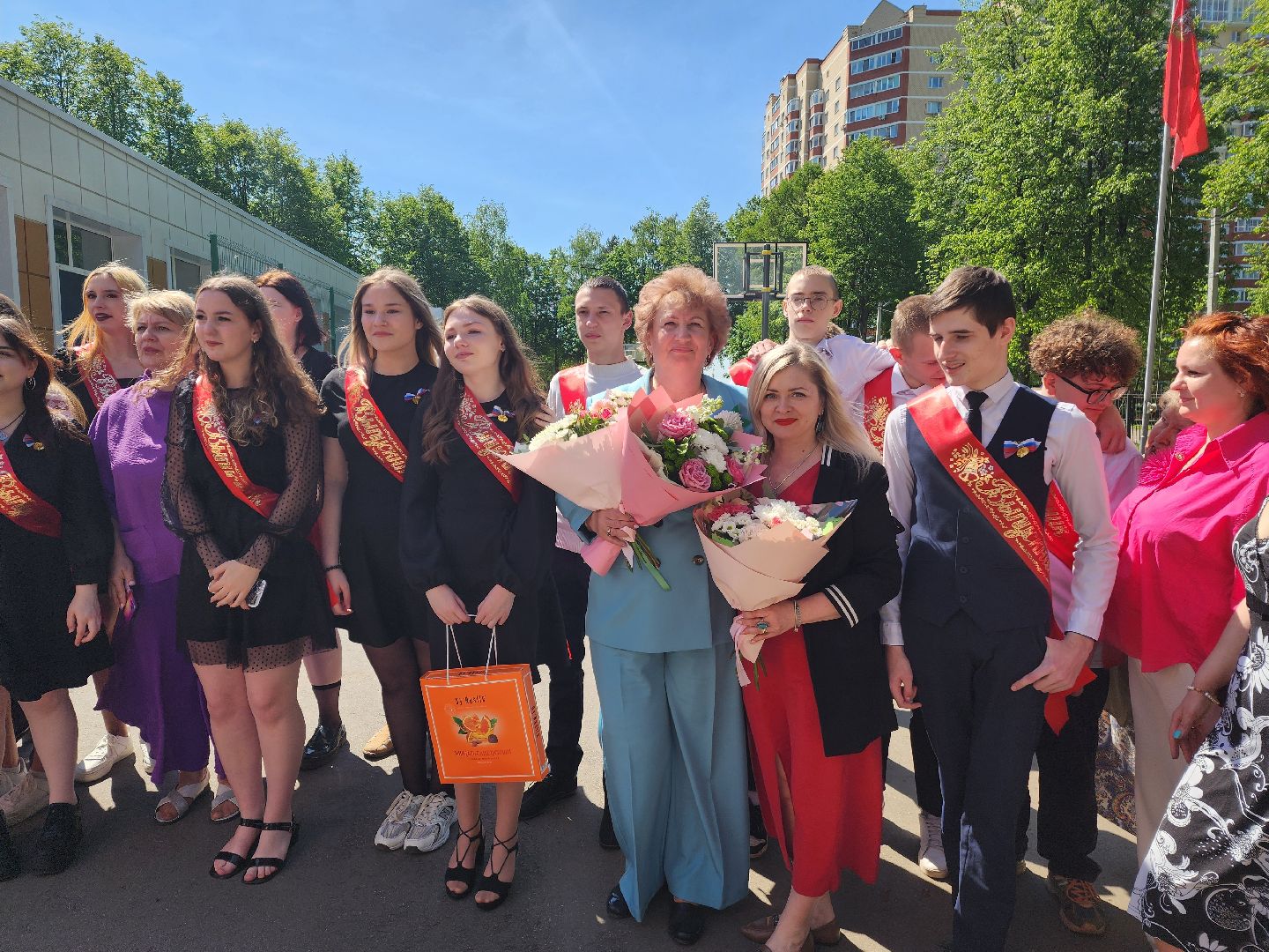 красноармейск, г.о. пушкинский, последний звонок, учитель,