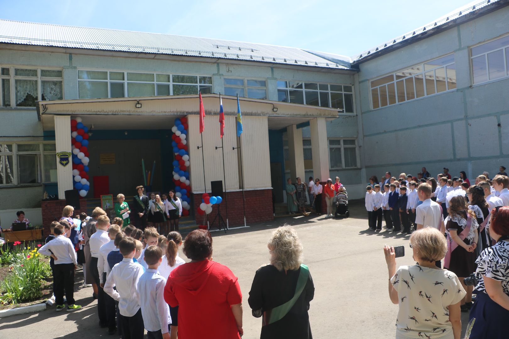 лотошино, микулино, микулинская гимназия, последний звонок, образование, школа,