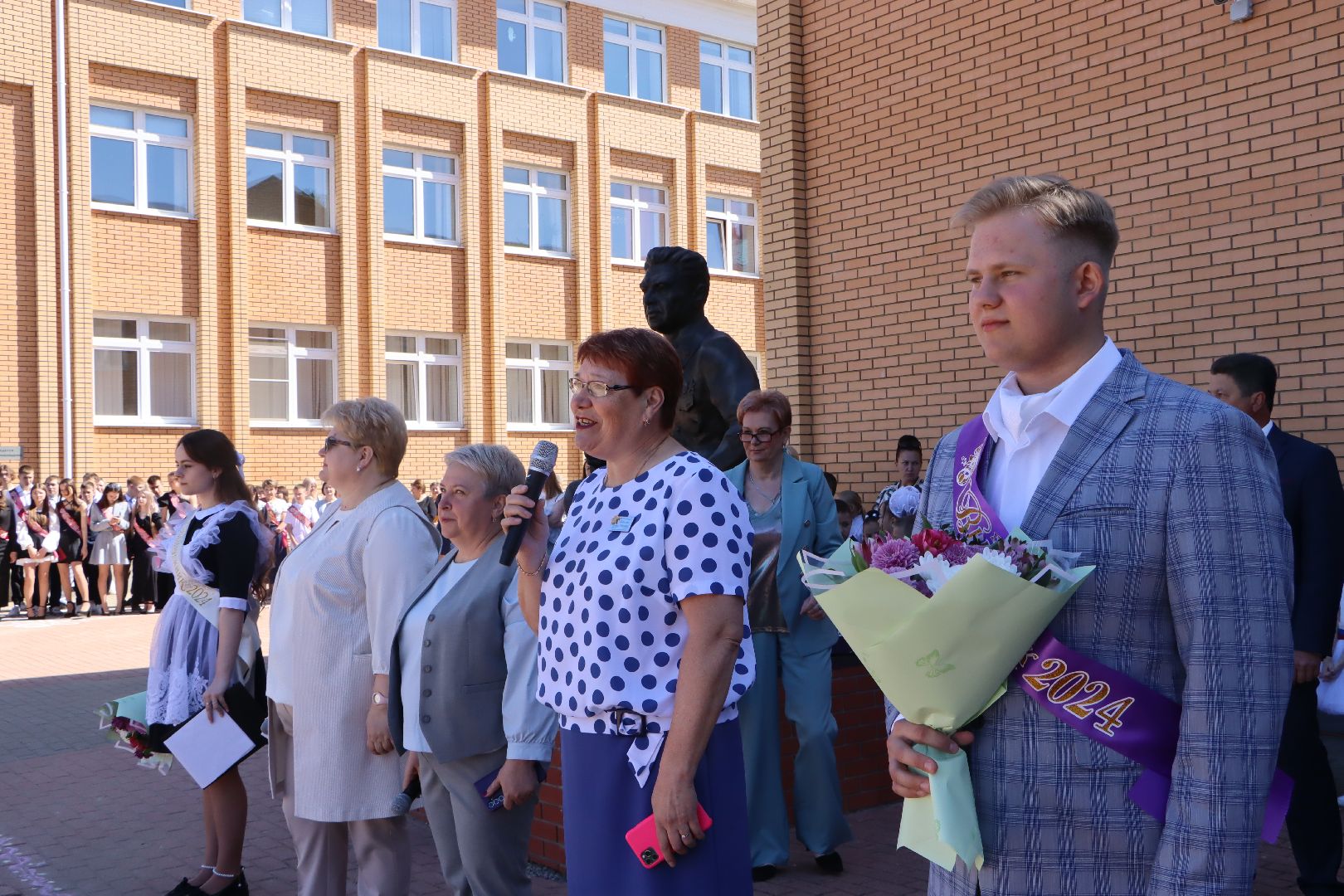 Серебряные пруды, школа Чуйкова, школа-флагман,