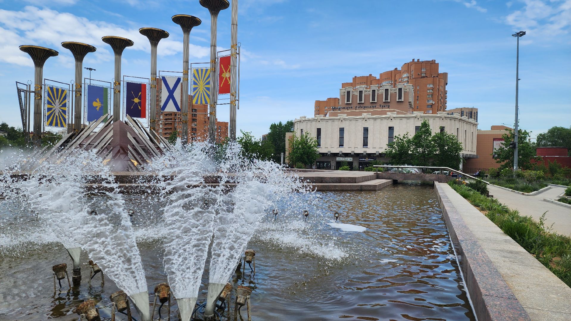 Московский губернский театр, Губернатор Московской области Андрей Воробьев, Ленинградский щелкунчик, московская премьера, военно-исторический спектакль, блокадная сказка Дениса Нефедова, 80-летие полного освобождения Ленинграда от фашистской блокады, Московский Художественный Театр Комедии, Институт театрального искусства имени Народного артиста СССР Кобзона, Год Семьи,Санкт-Петербург, Блокада, Кошки Ленинграда,