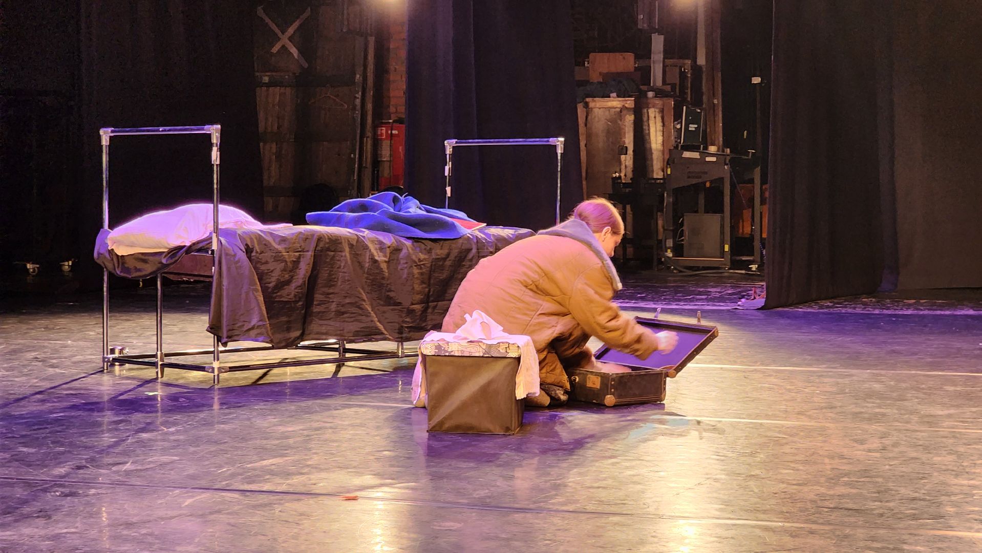 Московский губернский театр, Губернатор Московской области Андрей Воробьев, Ленинградский щелкунчик, московская премьера, военно-исторический спектакль, блокадная сказка Дениса Нефедова, 80-летие полного освобождения Ленинграда от фашистской блокады, Московский Художественный Театр Комедии, Институт театрального искусства имени Народного артиста СССР Кобзона, Год Семьи,Санкт-Петербург, Блокада, Кошки Ленинграда,