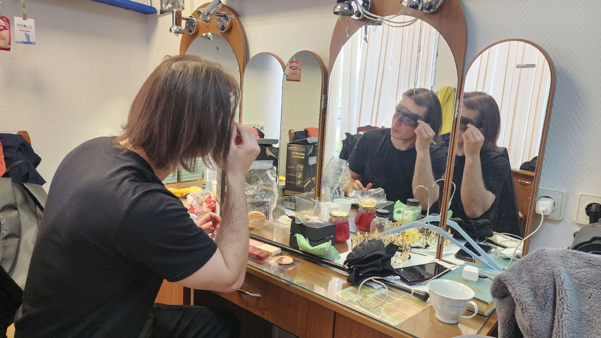 Московский губернский театр, Губернатор Московской области Андрей Воробьев, Ленинградский щелкунчик, московская премьера, военно-исторический спектакль, блокадная сказка Дениса Нефедова, 80-летие полного освобождения Ленинграда от фашистской блокады, Московский Художественный Театр Комедии, Институт театрального искусства имени Народного артиста СССР Кобзона, Год Семьи,Санкт-Петербург, Блокада, Кошки Ленинграда,