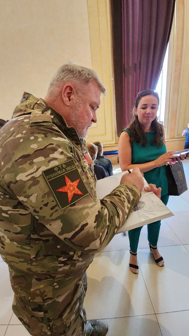 Московский губернский театр, Губернатор Московской области Андрей Воробьев, Ленинградский щелкунчик, московская премьера, военно-исторический спектакль, блокадная сказка Дениса Нефедова, 80-летие полного освобождения Ленинграда от фашистской блокады, Московский Художественный Театр Комедии, Институт театрального искусства имени Народного артиста СССР Кобзона, Год Семьи,Санкт-Петербург, Блокада, Кошки Ленинграда,