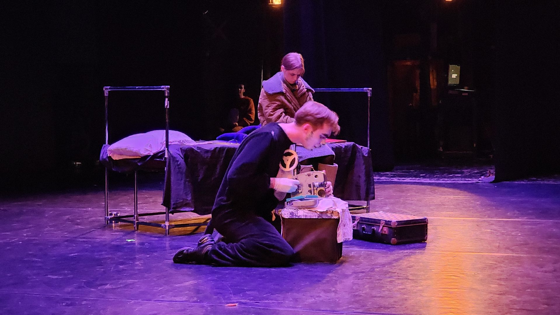 Московский губернский театр, Губернатор Московской области Андрей Воробьев, Ленинградский щелкунчик, московская премьера, военно-исторический спектакль, блокадная сказка Дениса Нефедова, 80-летие полного освобождения Ленинграда от фашистской блокады, Московский Художественный Театр Комедии, Институт театрального искусства имени Народного артиста СССР Кобзона, Год Семьи,Санкт-Петербург, Блокада, Кошки Ленинграда,