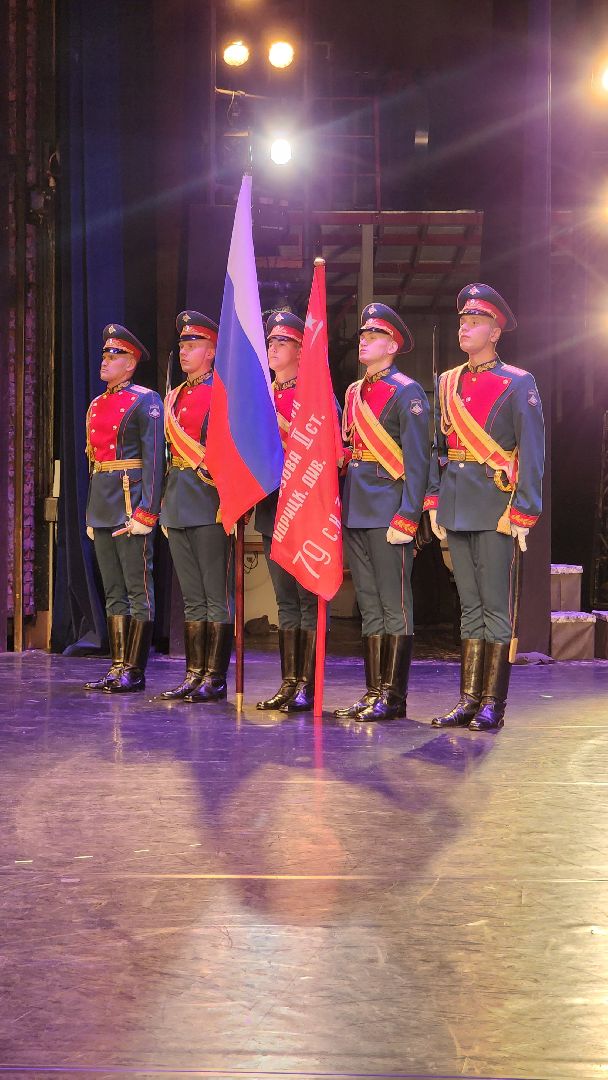 Московский губернский театр, Губернатор Московской области Андрей Воробьев, Ленинградский щелкунчик, московская премьера, военно-исторический спектакль, блокадная сказка Дениса Нефедова, 80-летие полного освобождения Ленинграда от фашистской блокады, Московский Художественный Театр Комедии, Институт театрального искусства имени Народного артиста СССР Кобзона, Год Семьи,Санкт-Петербург, Блокада, Кошки Ленинграда,