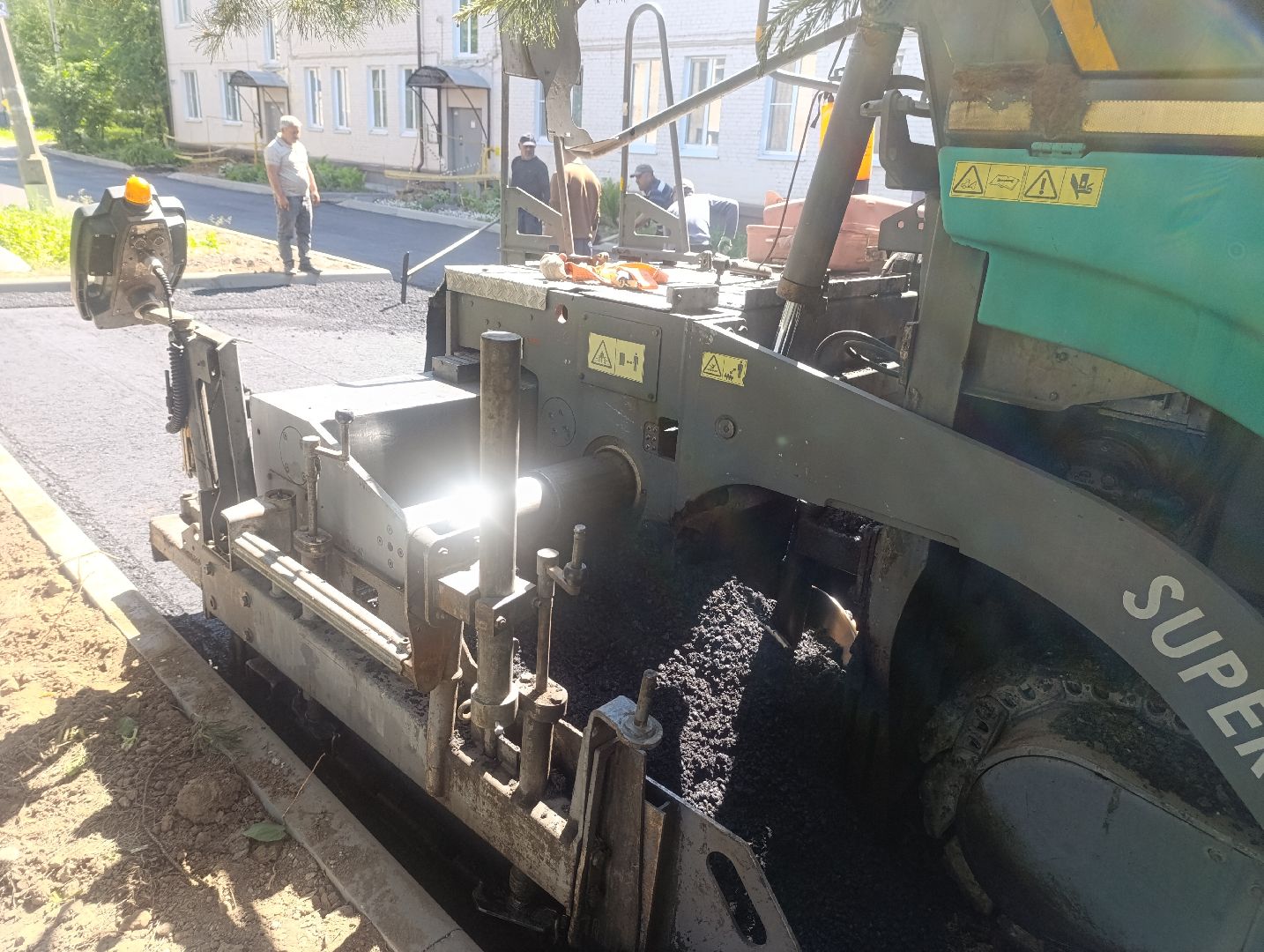 Бронницы, Благоустройство, Ремонт дороги, Замена асфальта во дворе,