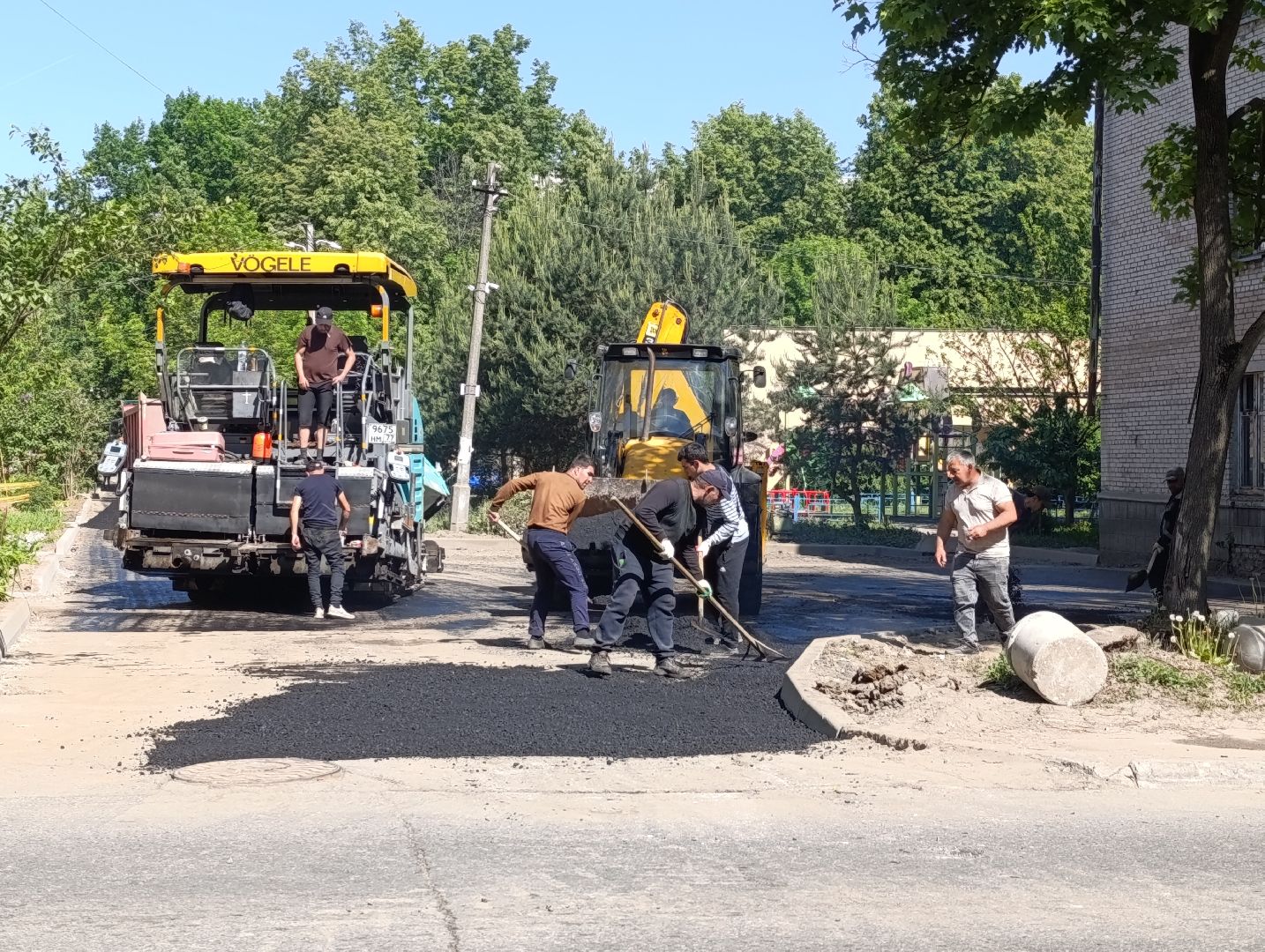 Бронницы, Благоустройство, Ремонт дороги, Замена асфальта во дворе,