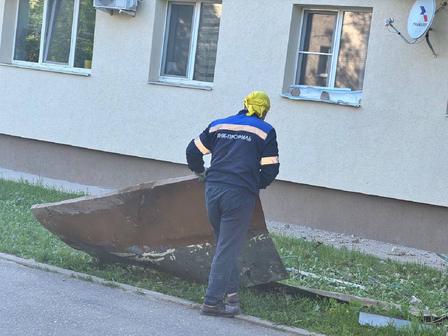 балкон, капитальный ремонт, бригада рабочих,