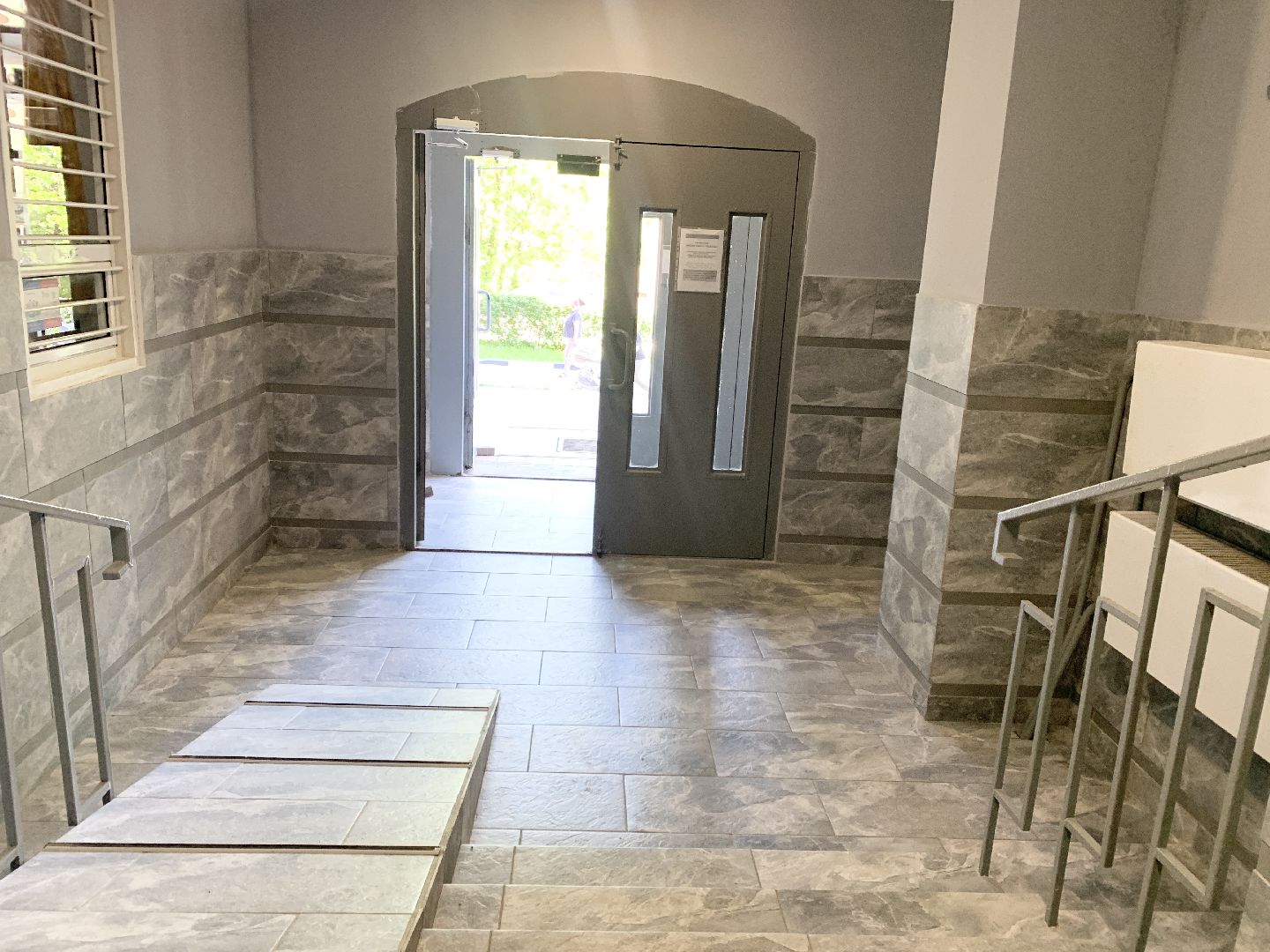 Балашиха, Подмосковье, ремонт подъездов, панно с пейзажами,