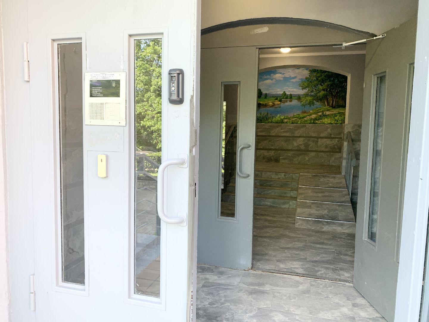 Балашиха, Подмосковье, ремонт подъездов, панно с пейзажами,