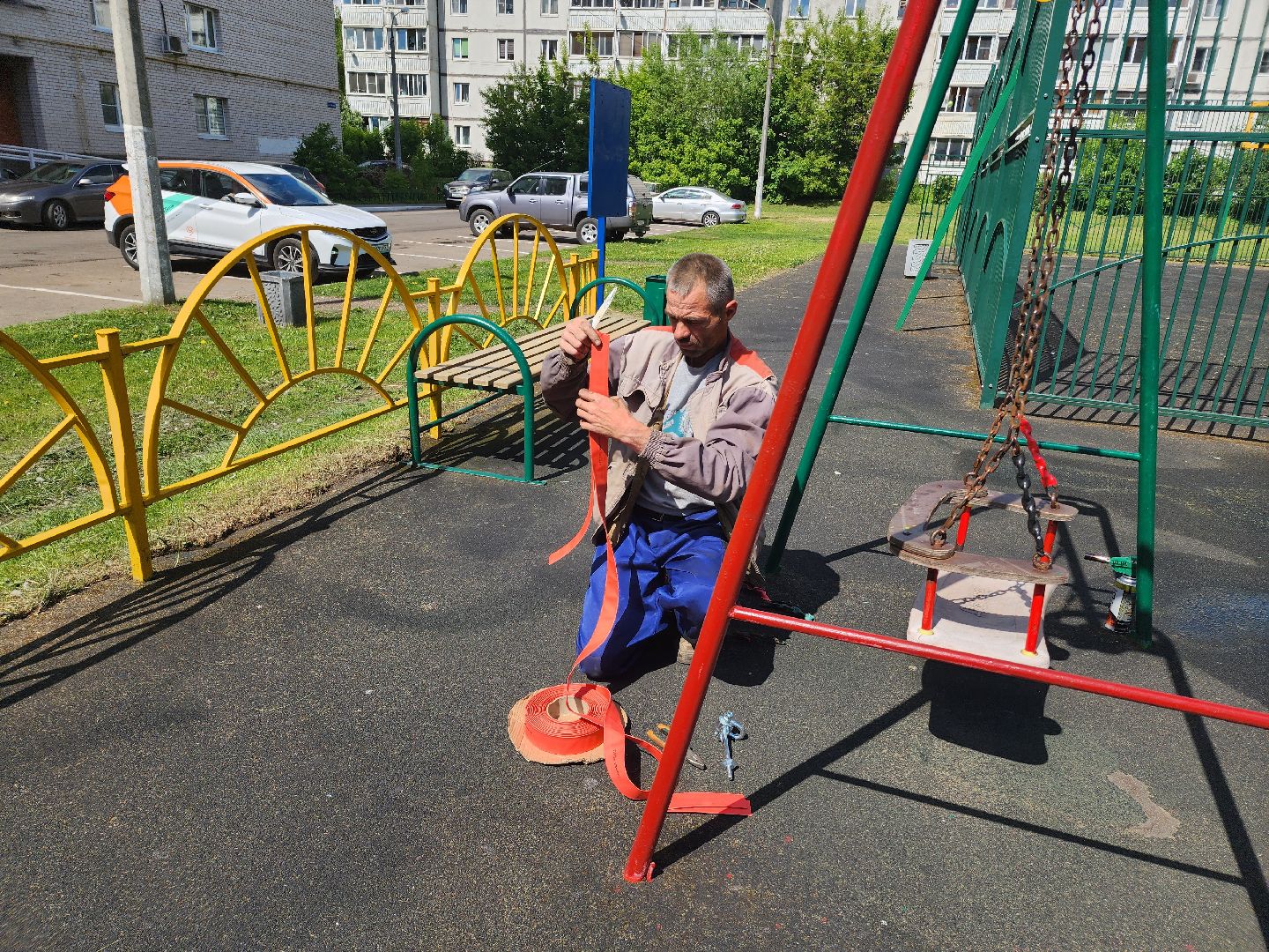 подготовка к лету, ремонт детских площадок,