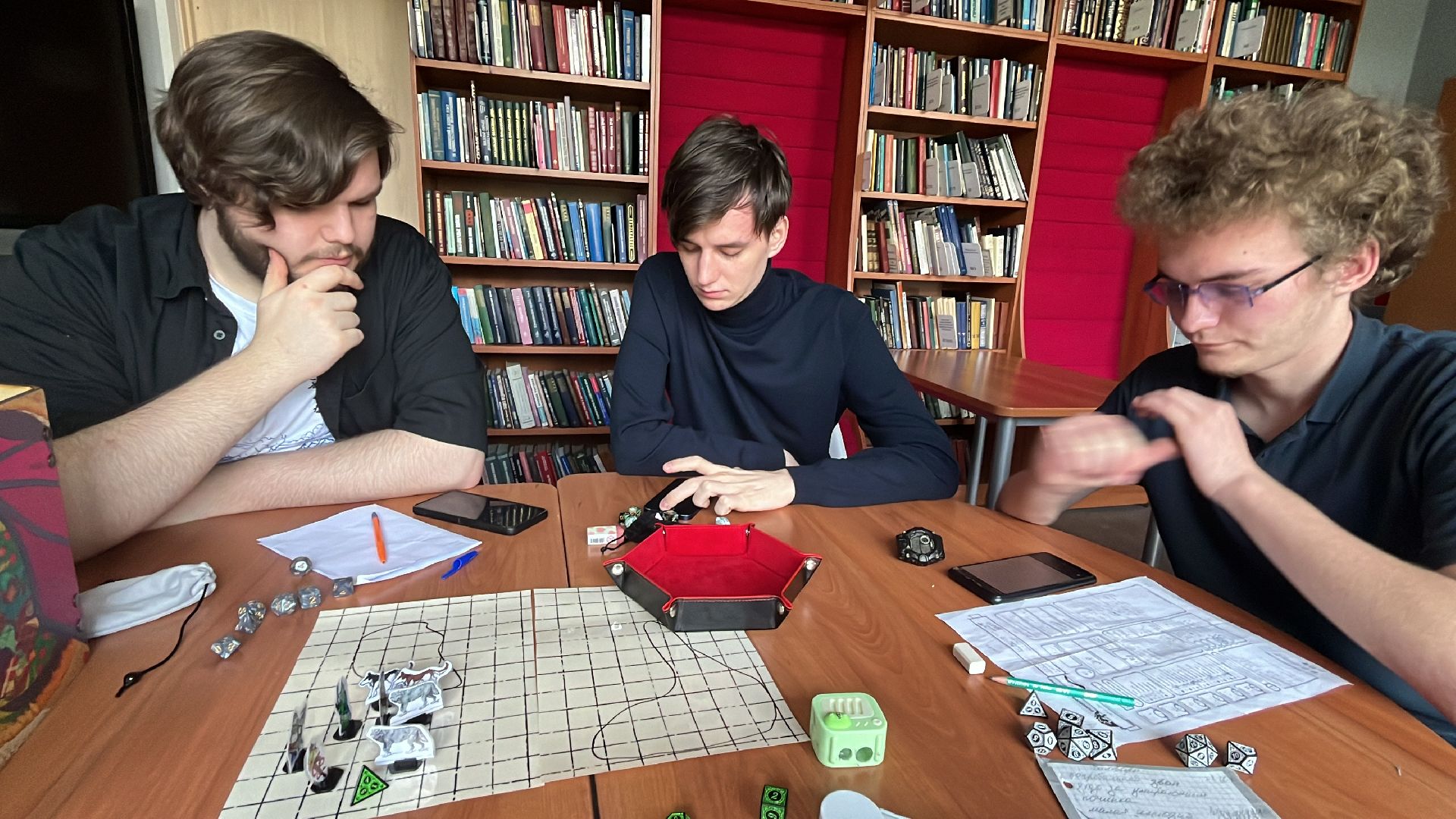 клуб, настольная игра, настольные игры, ролевые игры, настольно-ролевые игры, библиотека, библио-холл,