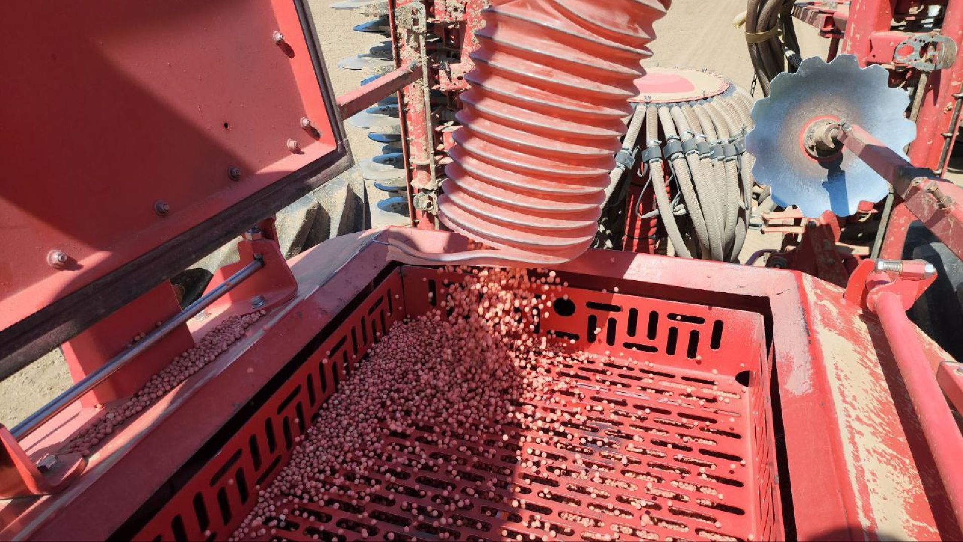 можайск, можайский городской округ, подмосковье, колхоз, колхоз уваровский, сельское хозяйство, сельскохозяйственное предприятие, посевные площади, новая техника,