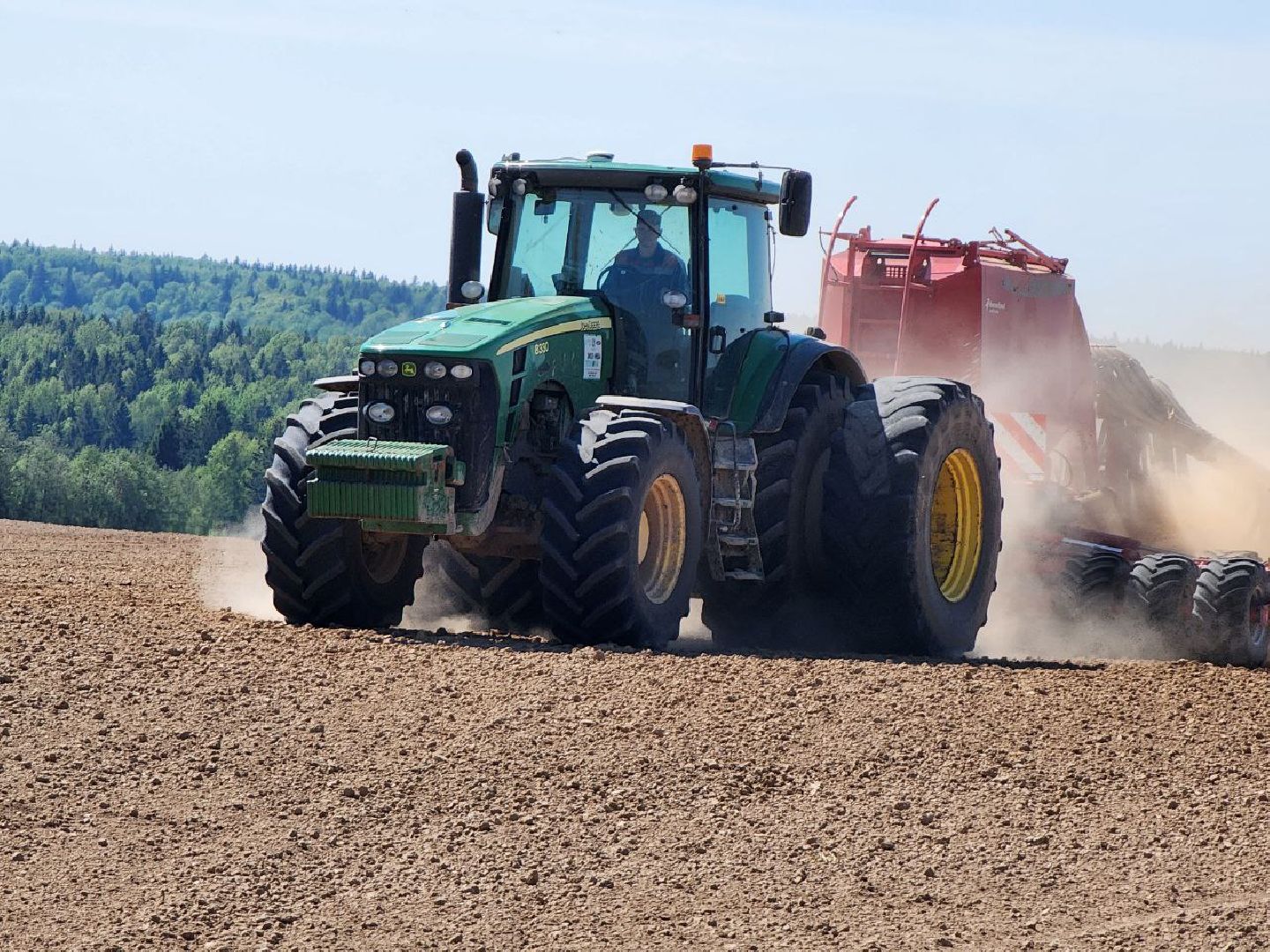 можайск, можайский городской округ, подмосковье, колхоз, колхоз уваровский, сельское хозяйство, сельскохозяйственное предприятие, посевные площади, новая техника,