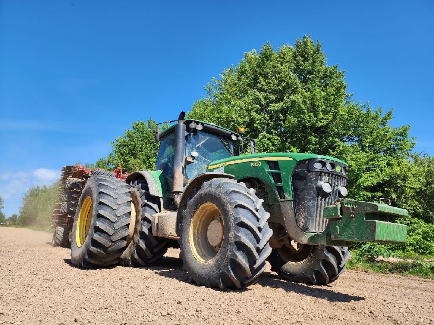 можайск, можайский городской округ, подмосковье, колхоз, колхоз уваровский, сельское хозяйство, сельскохозяйственное предприятие, посевные площади, новая техника,