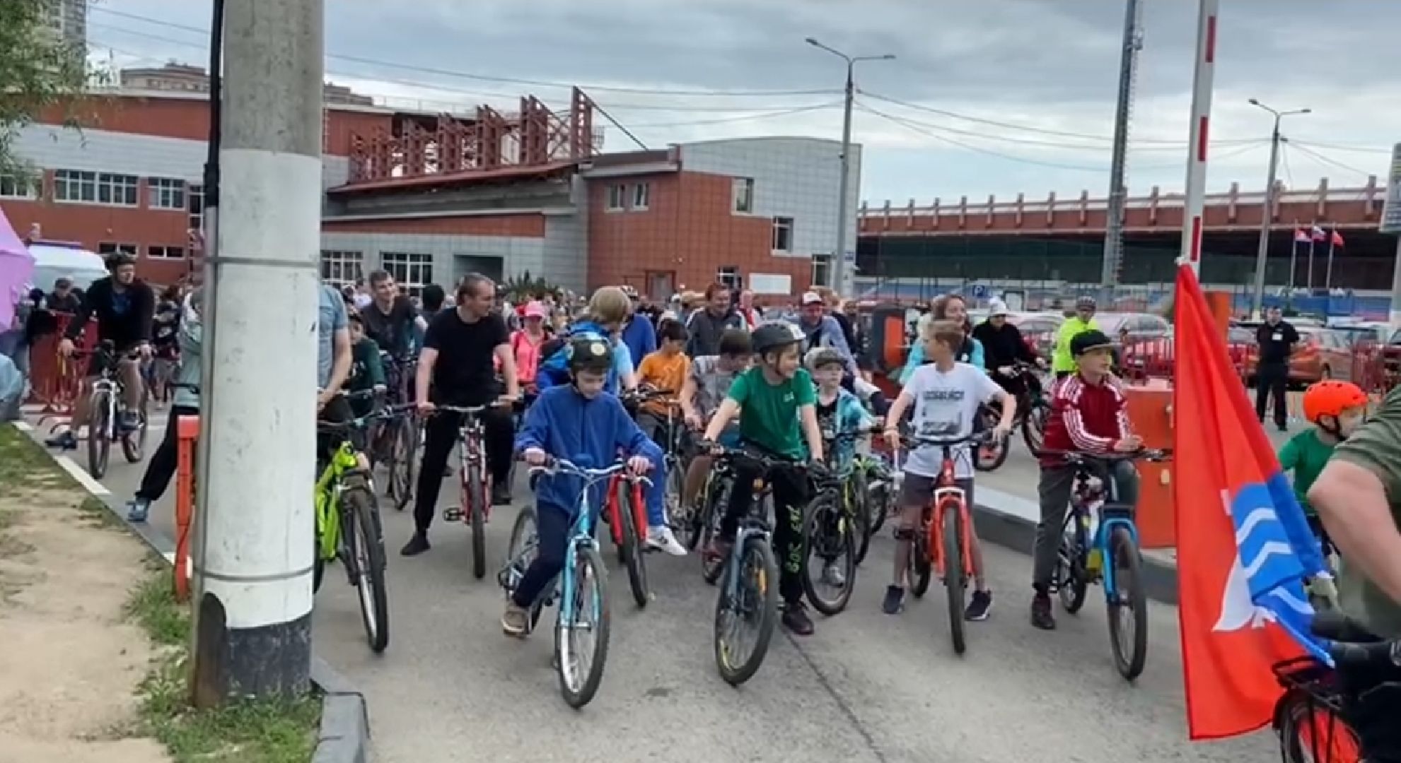 долгопрудный, велопарад, Зеленые колеса, Стадион Салют, велосипед,