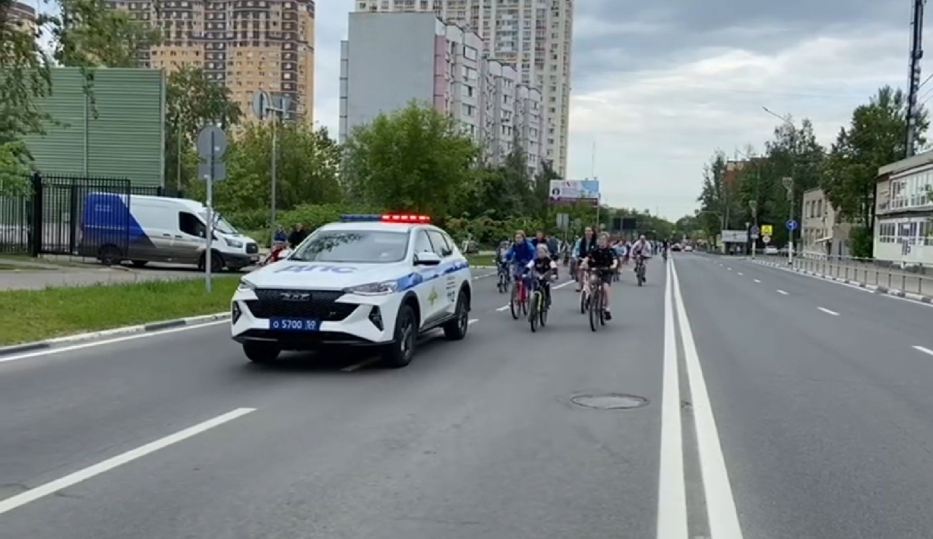 долгопрудный, велопарад, Зеленые колеса, Стадион Салют, велосипед,