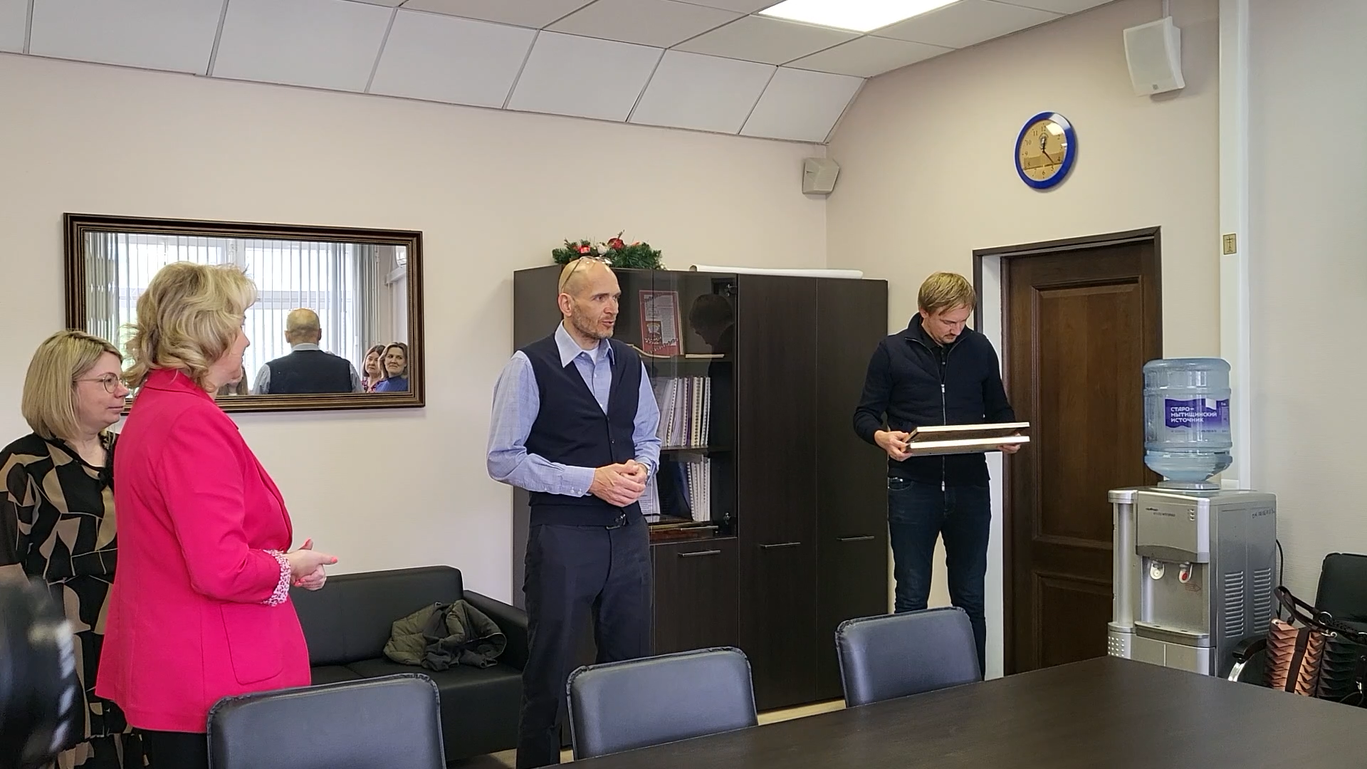 волонтеры власихи, школа перспектива власиха, центр поддержки сво, общественная палата власихи, гуманитарный конвой, мособлдума,