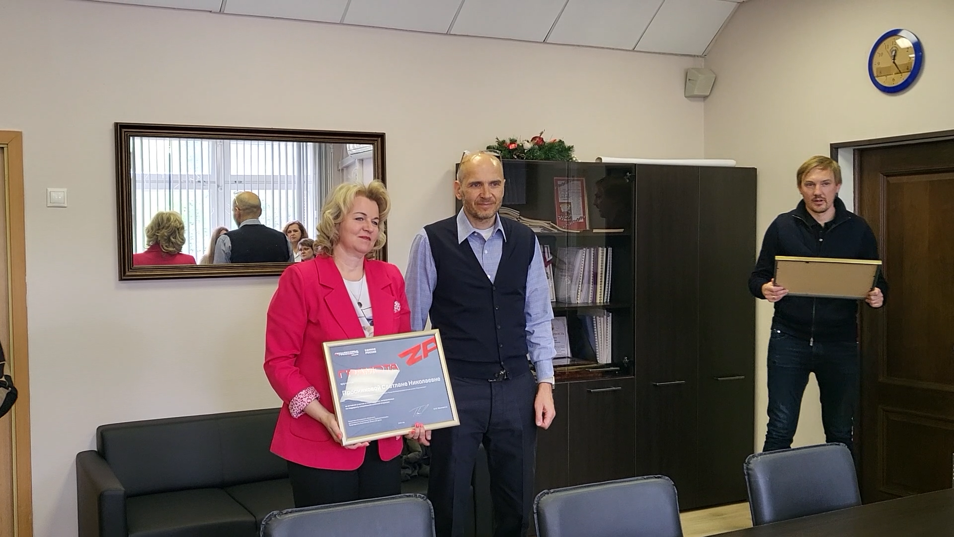 волонтеры власихи, школа перспектива власиха, центр поддержки сво, общественная палата власихи, гуманитарный конвой, мособлдума,