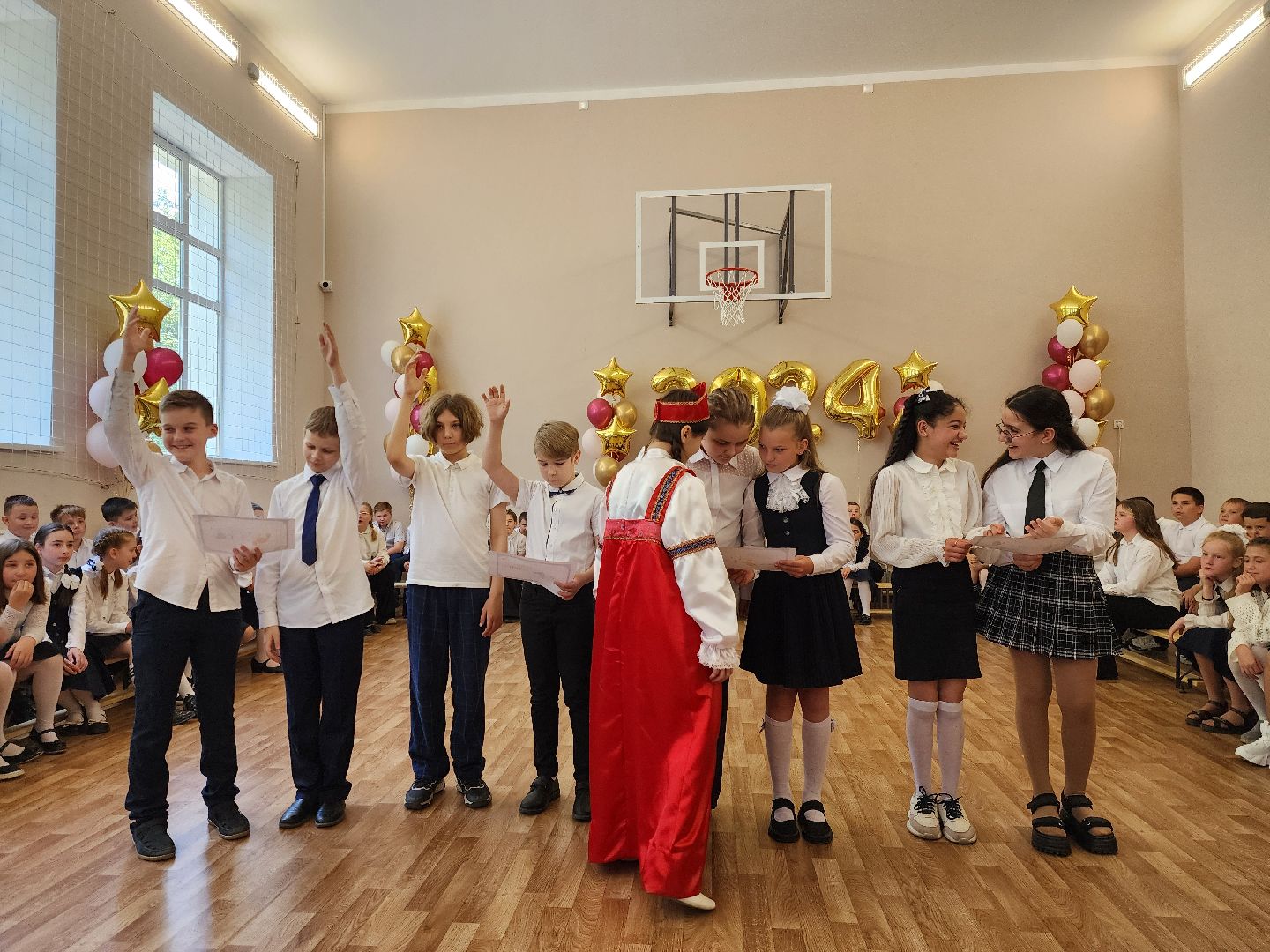 ногинск, общество, жители, школа, выпускной, выпускной 4 класс, образование,