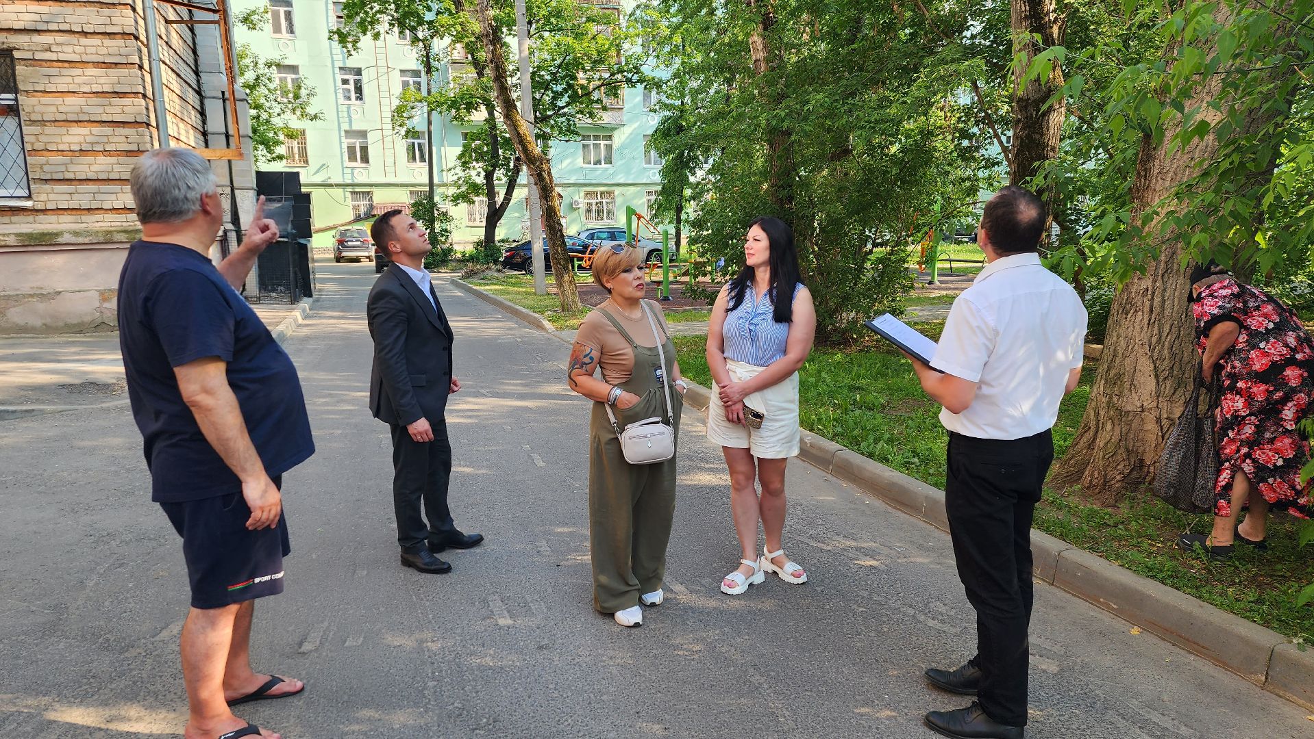 обходы, заместитель главы, Григорий Грибанов, ул Советская, кронирование, Старый город, ул Маяковского, ул Горького, ул Ломоносова,