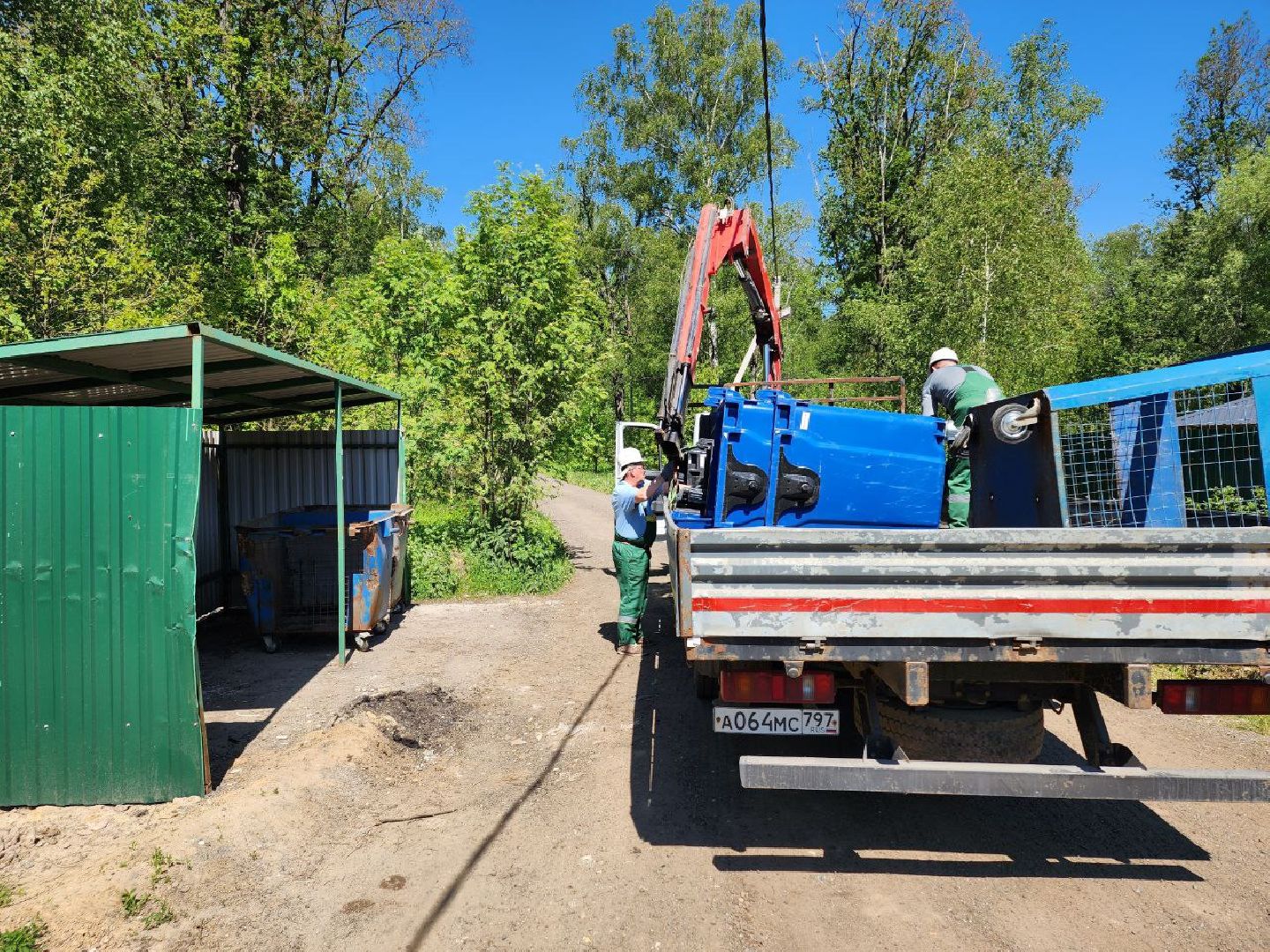 чехов, контейнерные баки, установка, администрация, мусорный контейнер, контейнерная площадка,