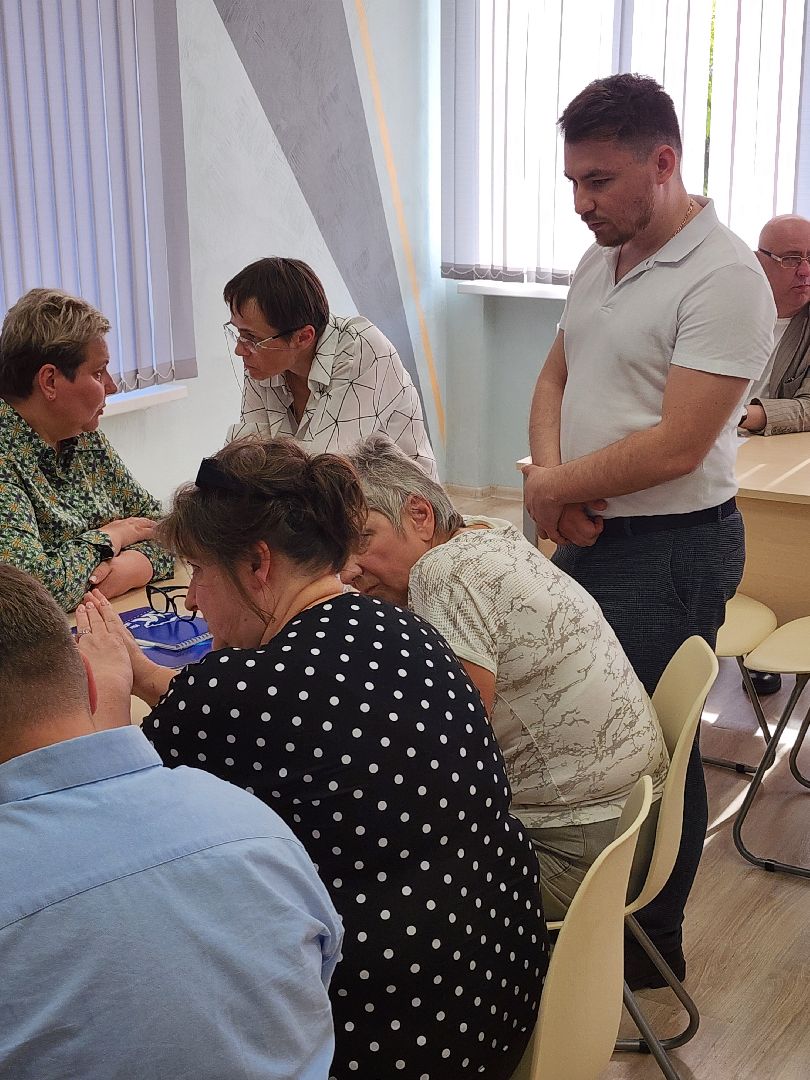 Выездная администрация, аллея ветеранов,