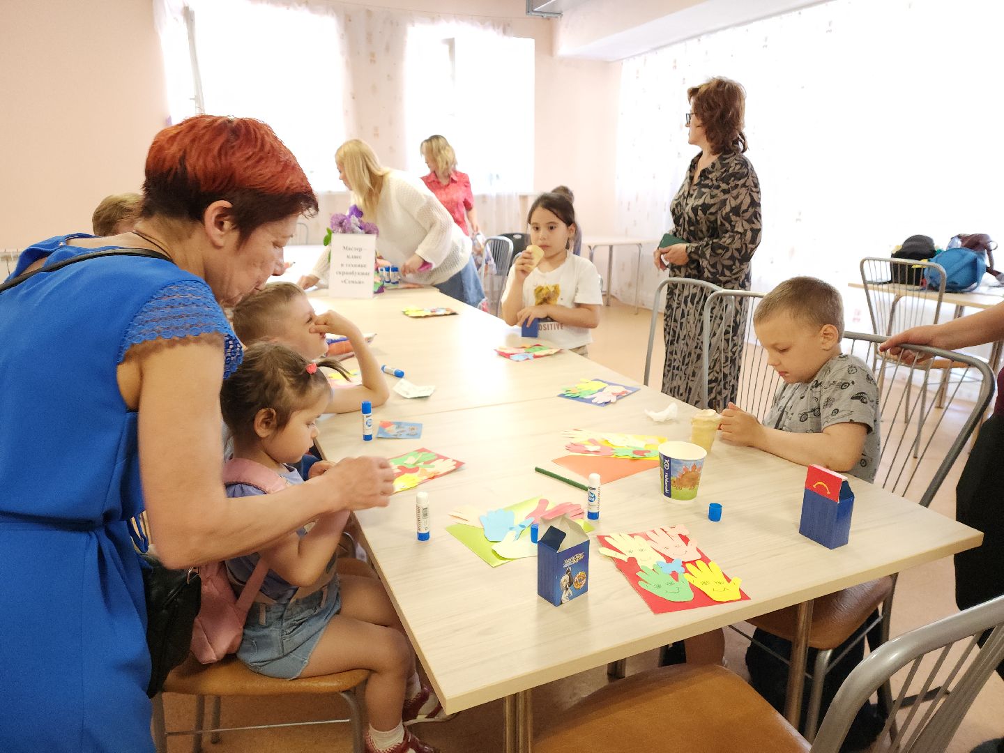 ивантеевка, центр социального обслуживания, дети, мастер класс, сво, подарки бойцам,