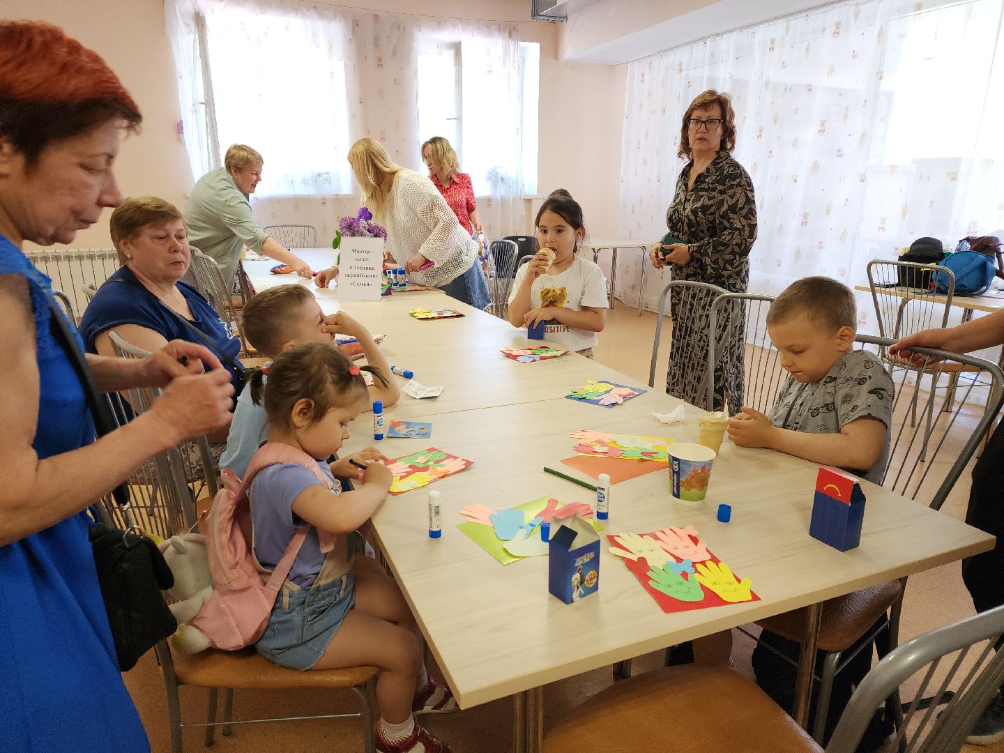 ивантеевка, центр социального обслуживания, дети, мастер класс, сво, подарки бойцам,