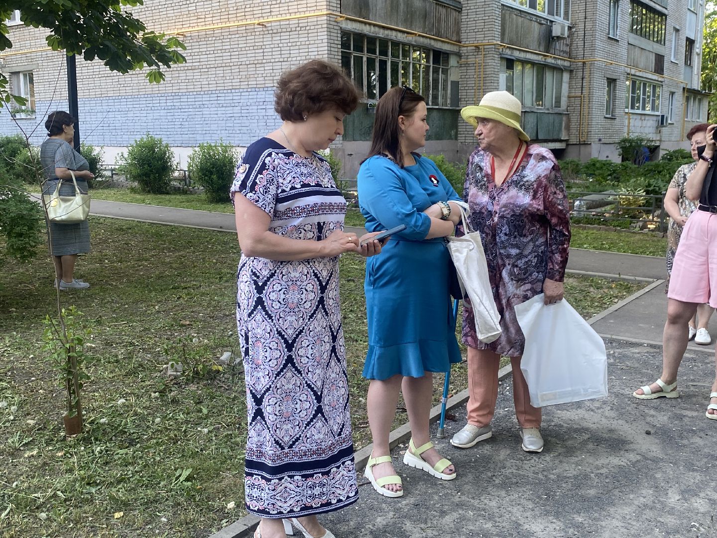 выездная администрация, микрорайон Заозерный Власиха, Капремонт МКД Власиха, благоустройство власиха, встречи с жителями,