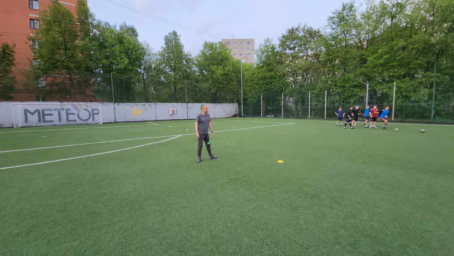 авторолик, футбол, команда, третий дивизион, Андрей Демидов, Сергей Гурченков, Метеор,