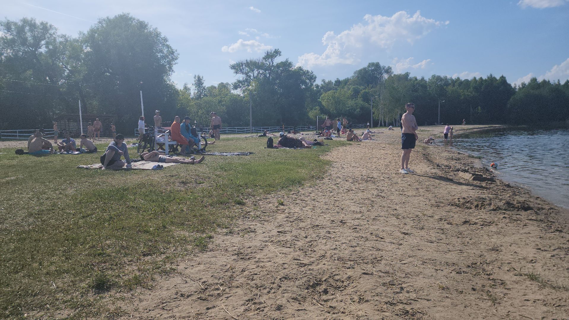 шатура, пляж, озеро Святое, отдых на природе, отдых у воды, отдых на озеро, пляжный отдых, пляжный сезон,